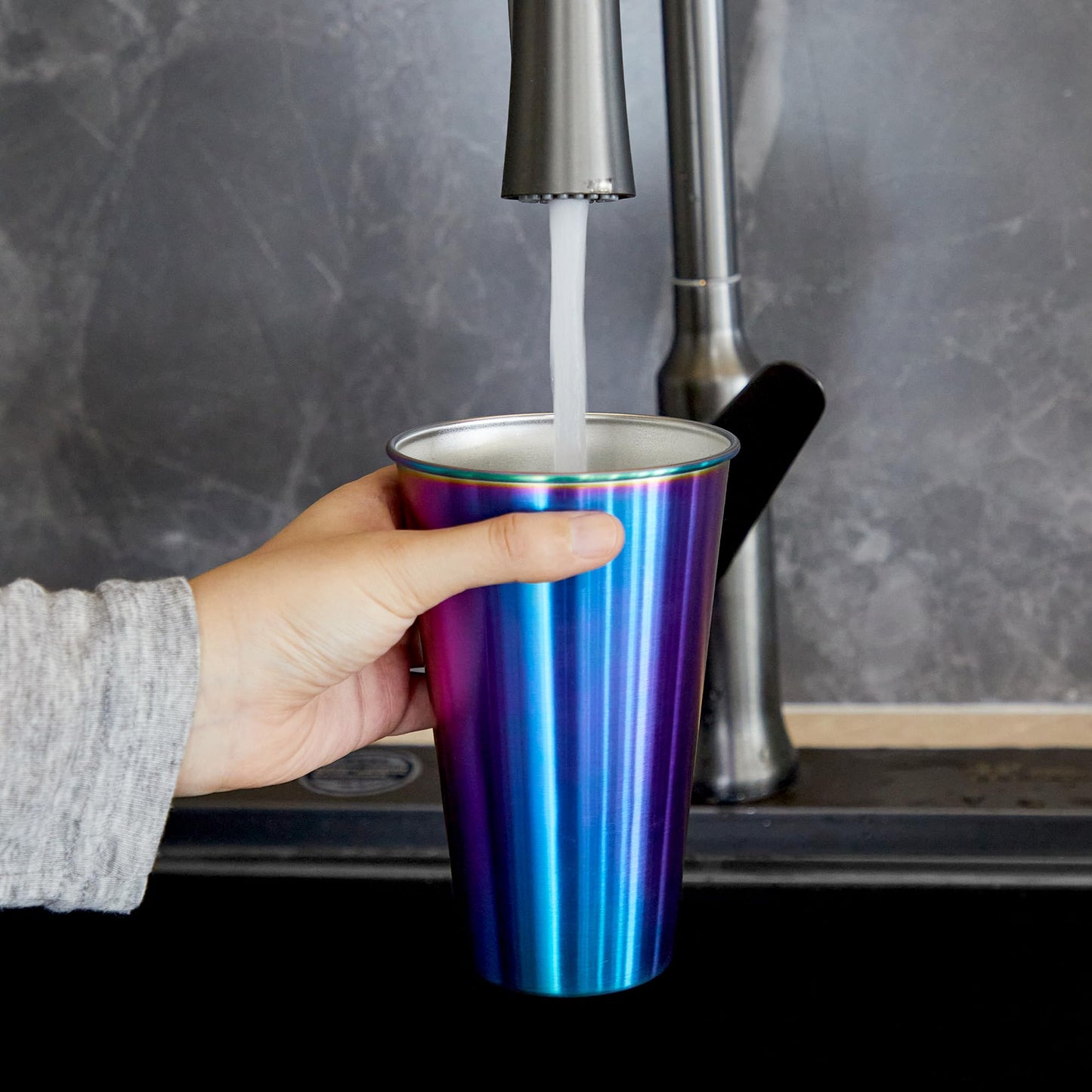 MEWAY 16 Pack 24oz Stainless Steel Pint Cup,Healthy Unbreakable and Stackable,Metal Drinking Glasses，Beer Glasses（Rainbow）