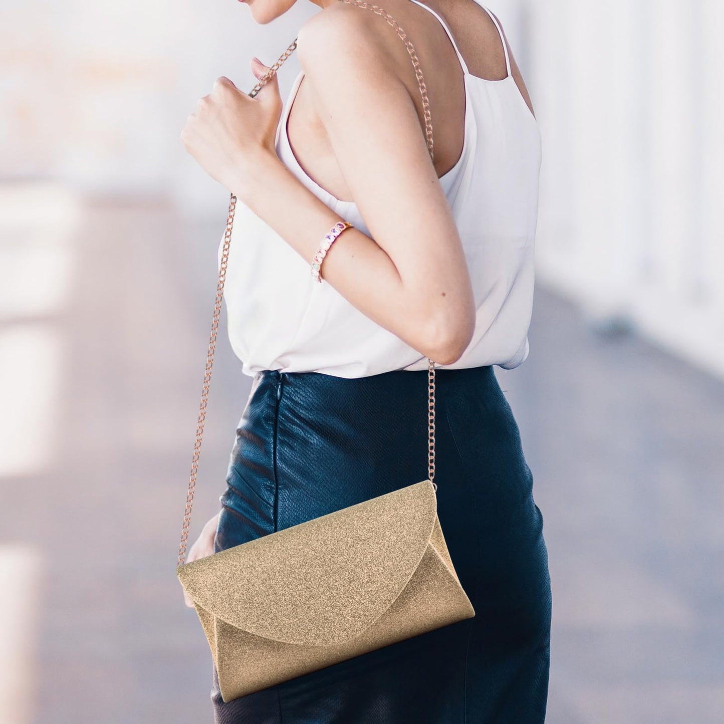 PACETAP Women's Evening Bag Clutch Purse, Glitter Party Wedding Handbag with Chain for Women Formal Wedding Party Cocktail Prom Dinner(Champagne)