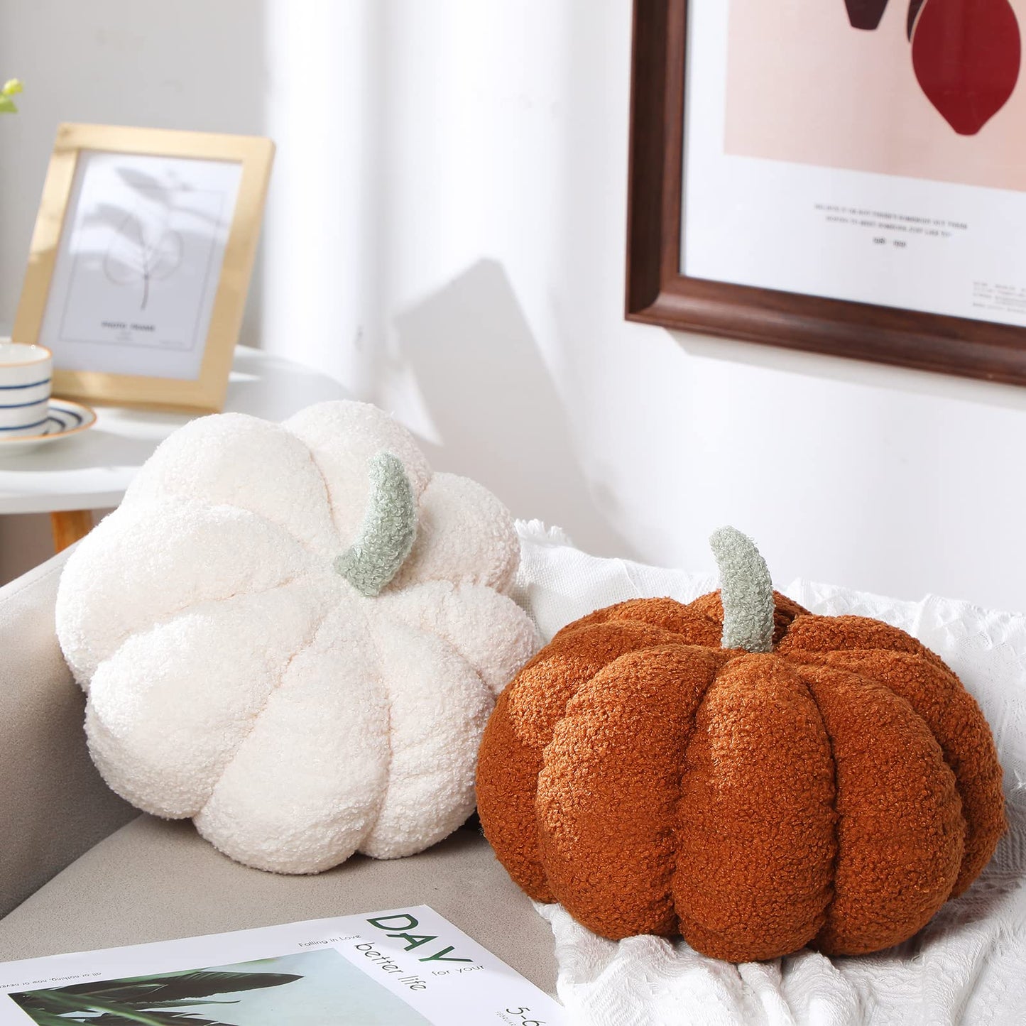2 Pieces Simulated Pumpkin Pillow Plush Pillow 3D Pumpkin Shaped Pillow Cozy Fall Decorations Stuffed Throw Pillows for Thanksgiving Christmas Halloween Bedroom Sofa Couch Supplies (White, Brown)