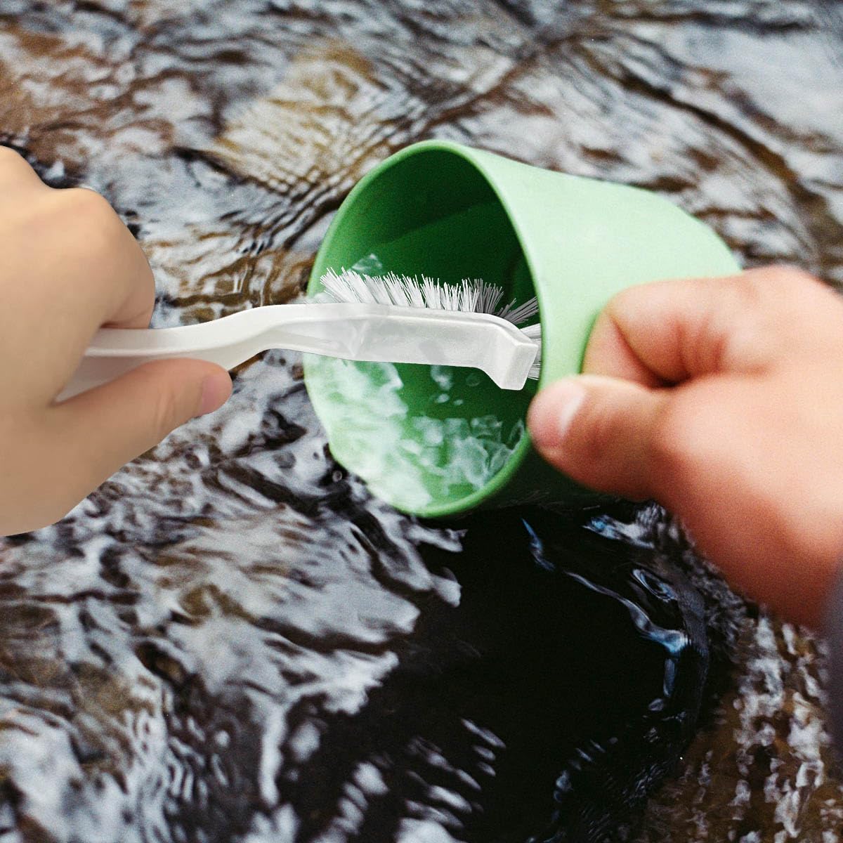 2pcs 2 in 1 Groove Crevice Cleaning Brush Window Track Cleaning Tools,Multifunction Grout Cleaner Tool Crevice Cleaning Brush with Hidden Scraper for Sliding Door Track,Window Sill,Window Seal