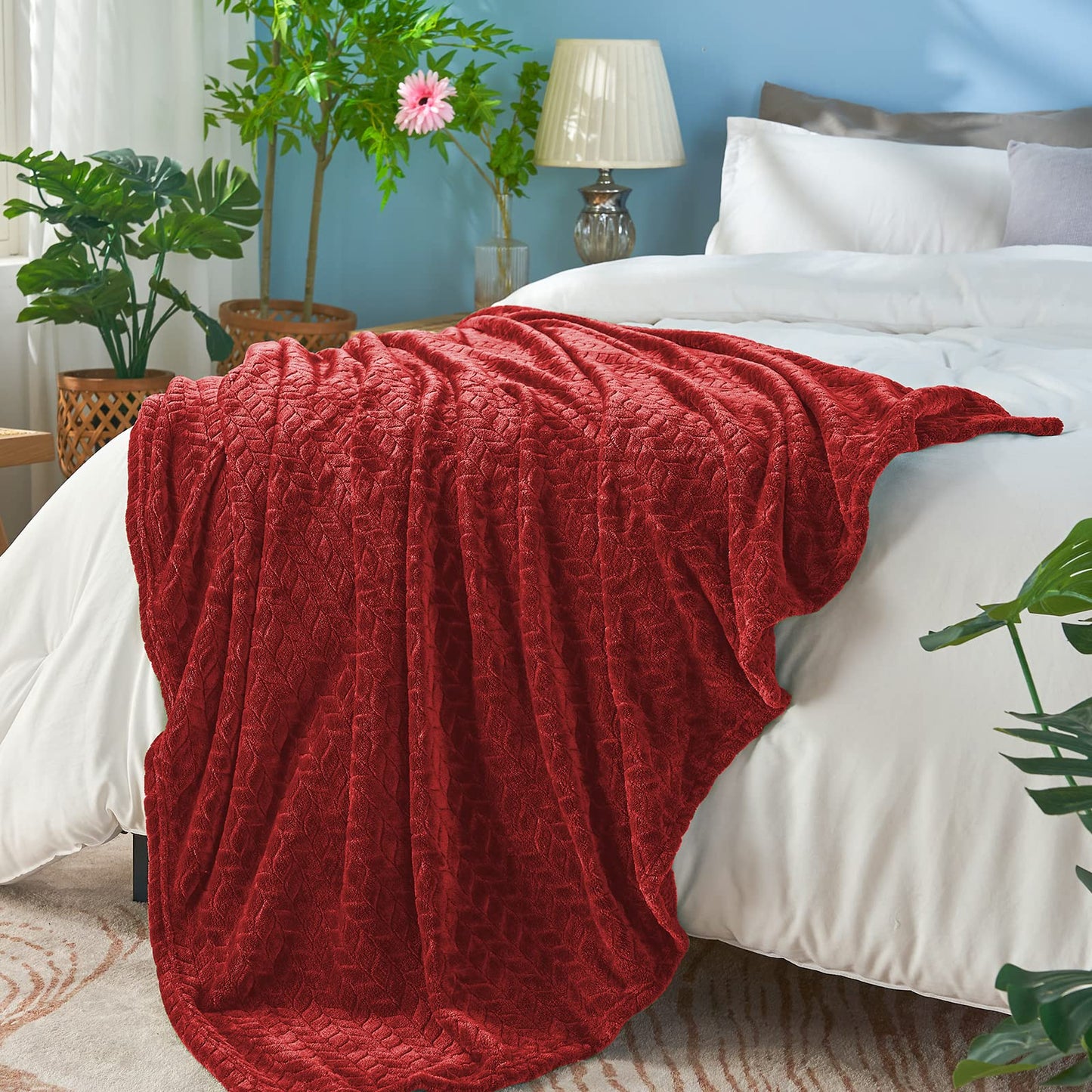 inhand Red Fleece Twin Blanket, Super Soft Flannel Cozy Blankets for Adults, Lightweight Leaves Pattern Fuzzy Blanket for Couch Sofa Bed Office, Warm Plush Blankets for All Season, 60x90 Inches