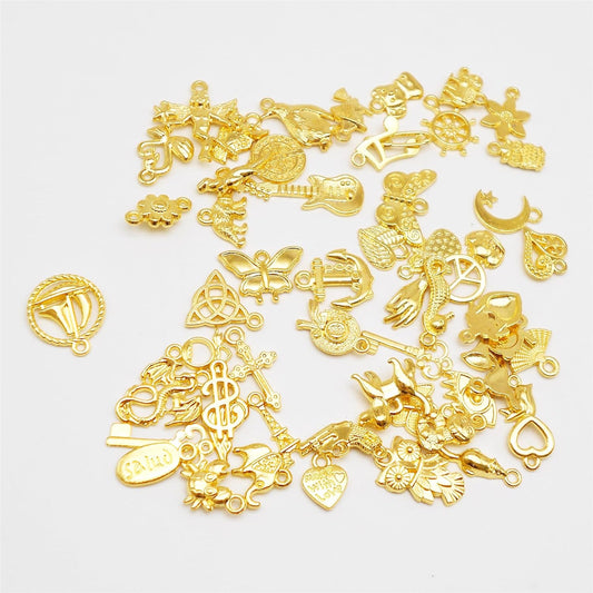 Julie Wang 200PCS Assortment Bulk Gold Charms Mixed Golden Pendants for Bracelet Necklace Jewelry Making Crafts DIY Supplies 5-30mm