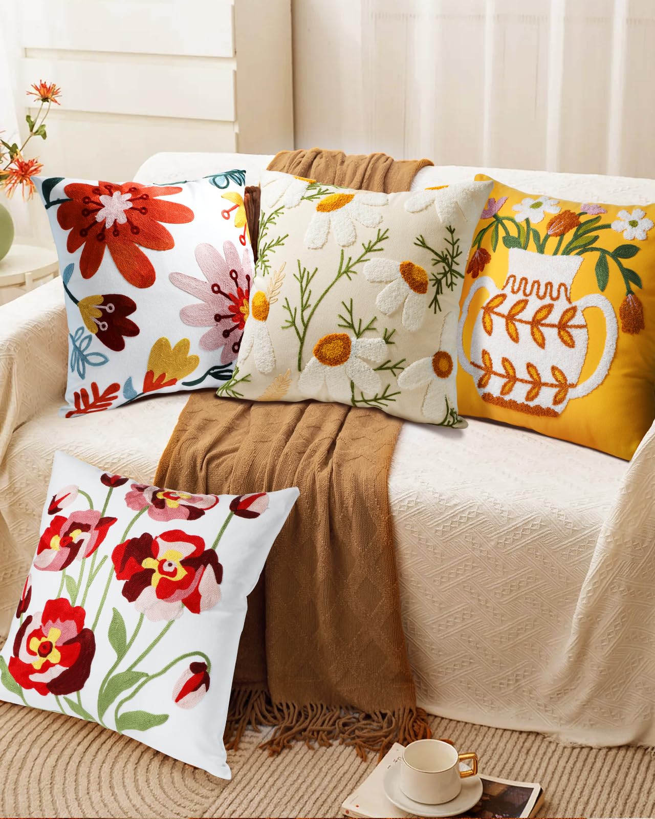 Kokaaee Embroidered Throw Pillow Cover - 18x18 Decorative Pillow Covers with Zipper for Couch Sofa Bedroom Aesthetic White Daisy Soft Cozy Cotton Pillowcase Covers with Patterned