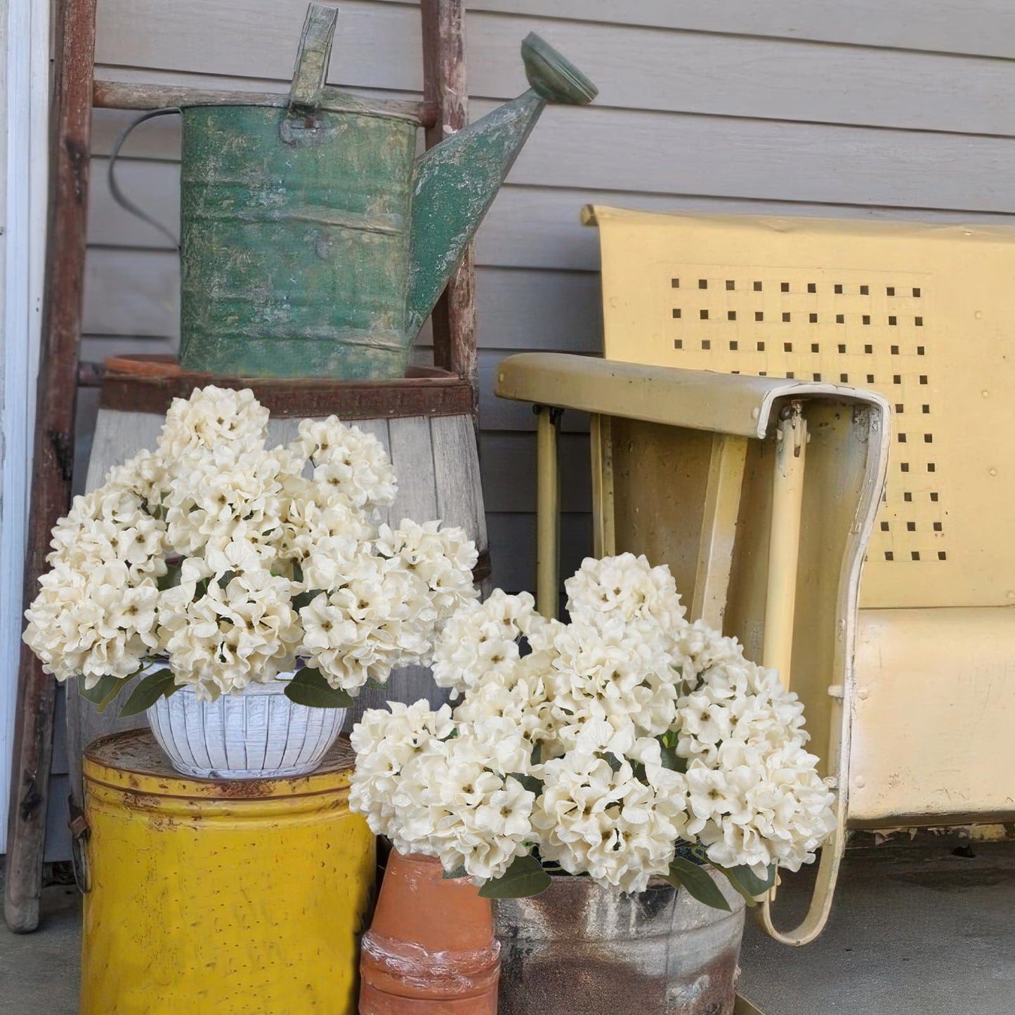 FAICOIA 2 Pcs Hydrangea Artificial Flowers White Faux Hydrangeas Flower Outdoor Artificial Flowers Bouquets Silk Hydrangea Flowers Stems for Home Decor Party Floral Arrangements Wedding Centerpieces