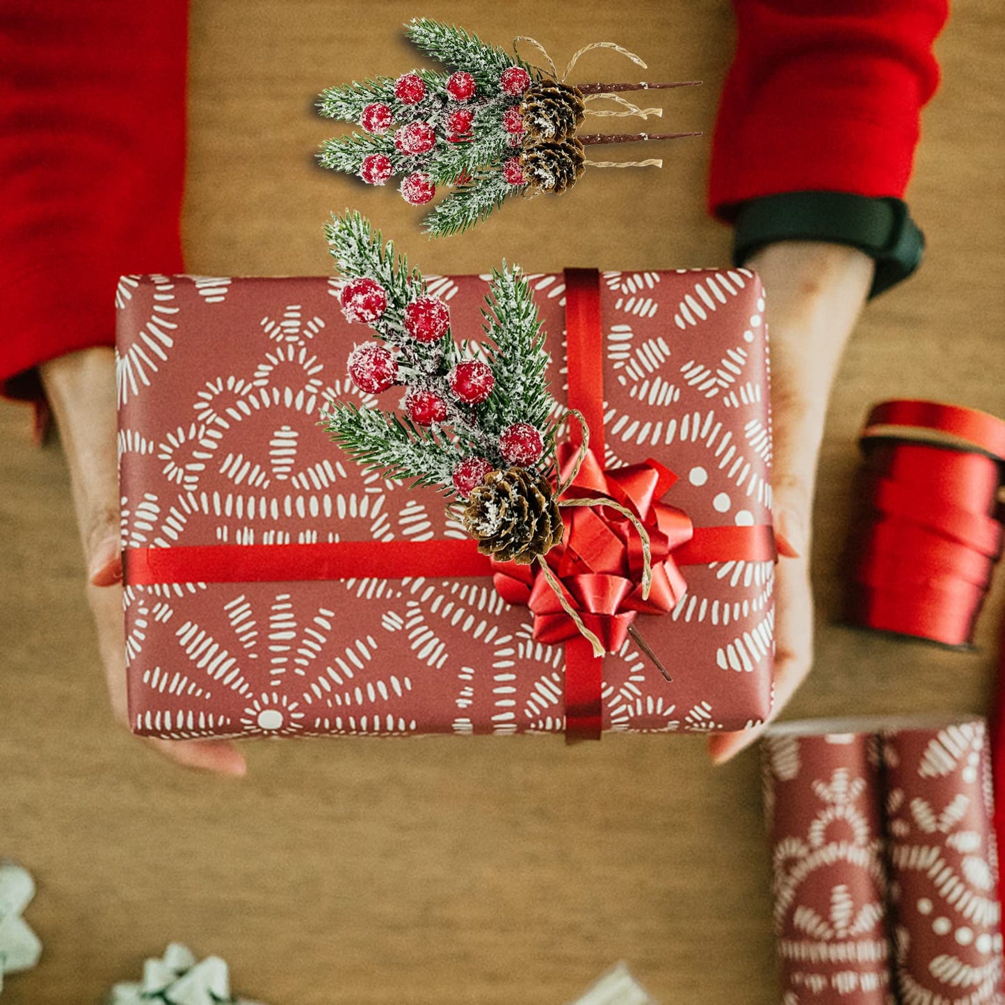 Red Berry Stems Floral Pine Cones Branches 10PCS Christmas Artificial Evergreen Pine Branches Holiday Floral Picks Holly Stem Craft for Decoration DIY Christmas Xmas Garland Wreath Decoration