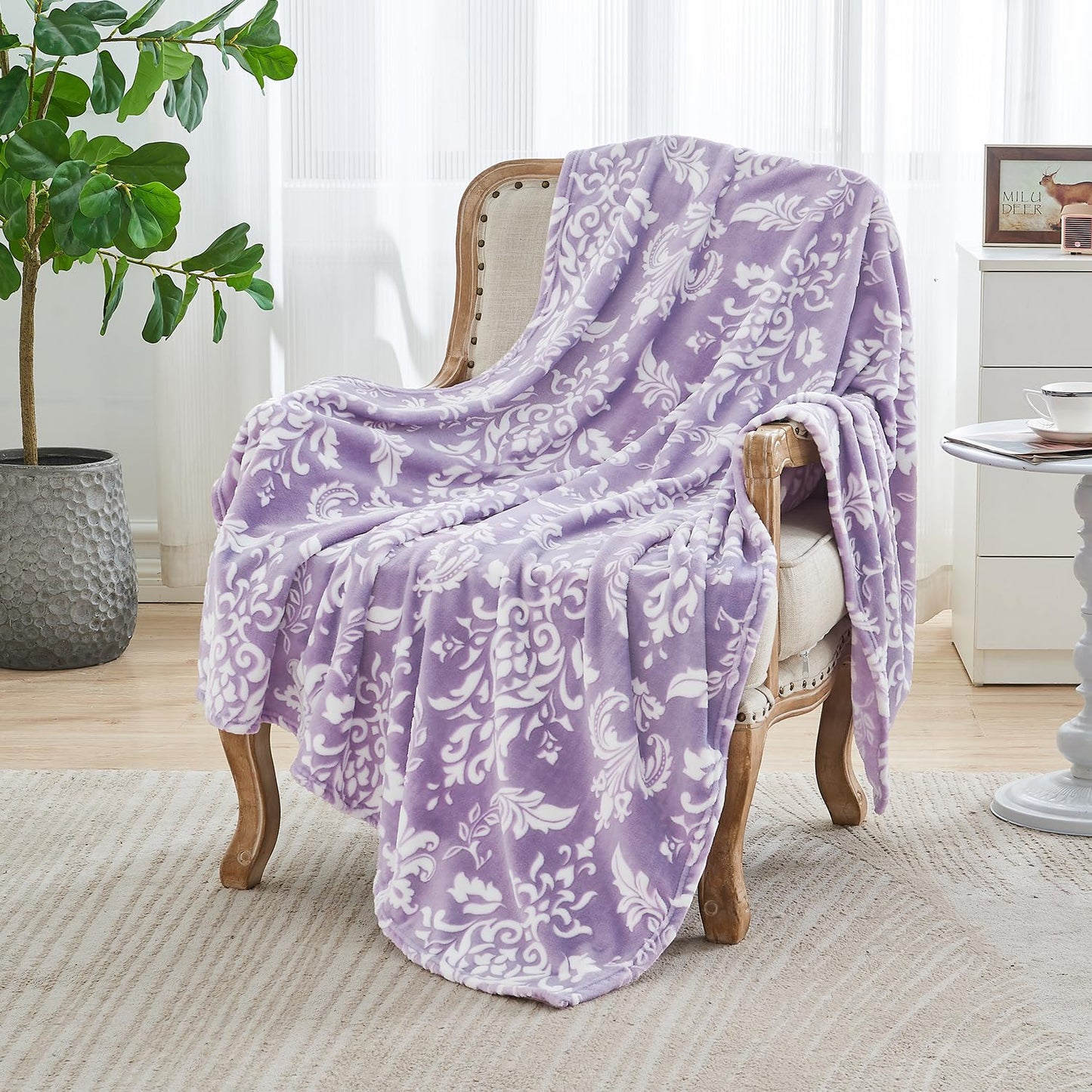 SOCHOW 3D Pattern Decorated Flannel Fleece Throw Blanket for Couch, Super Soft Lightweight Cozy Warm Blanket for Bed, Sofa, Dusty Purple 50 x 60 Inches