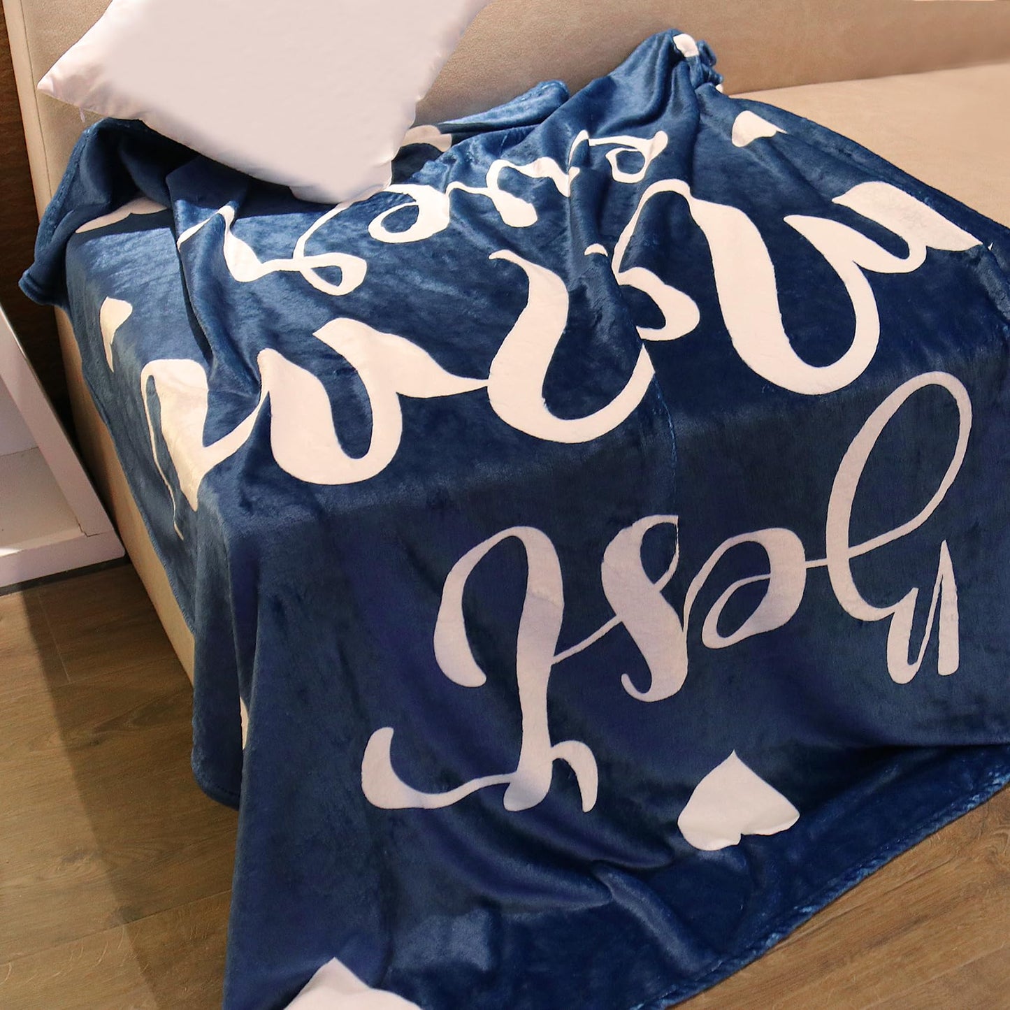 Throw Blankets Gift for Mom from Daughter Son, Best Mom Ever Blanket for Mother's Day, Soft Flannel Throw Blankets for Christmas Valentines Gift 60" x 50"(Blue)