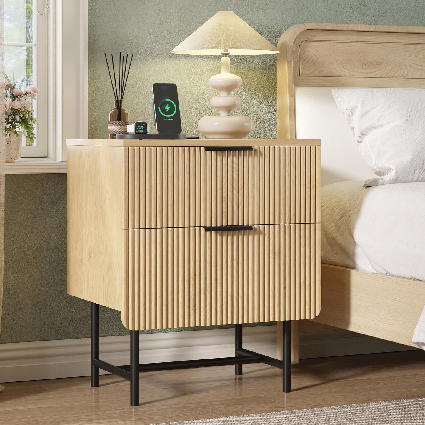 Fluted Nightstand with Charging Station, 20" Modern Bedside Table with 2 Drawers for Bedroom, Mid Century Modern End Table with Storage for Living Room, Natural Oak (1 Piece)