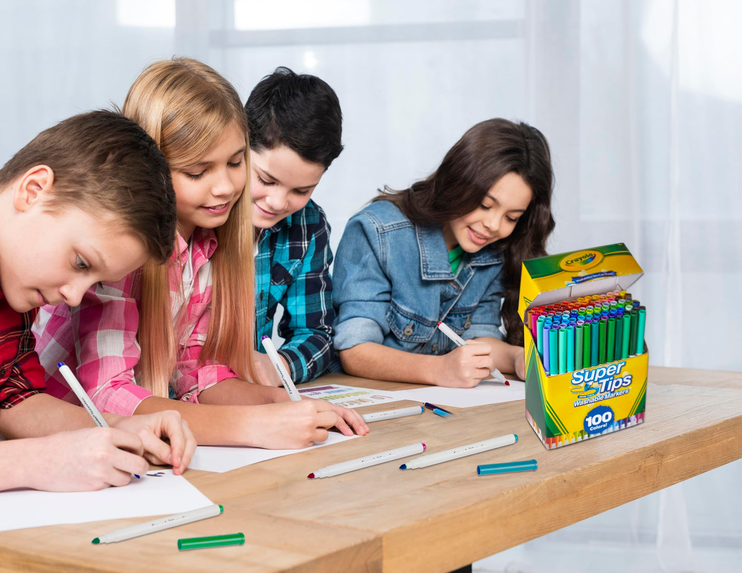 Crayola Super Tips Marker Set for Kids (100ct), Broad Tip & Fine Point Washable Art Markers for Kids, Bulk School Supplies, Teacher Classroom Must Haves, Drawing Supplies