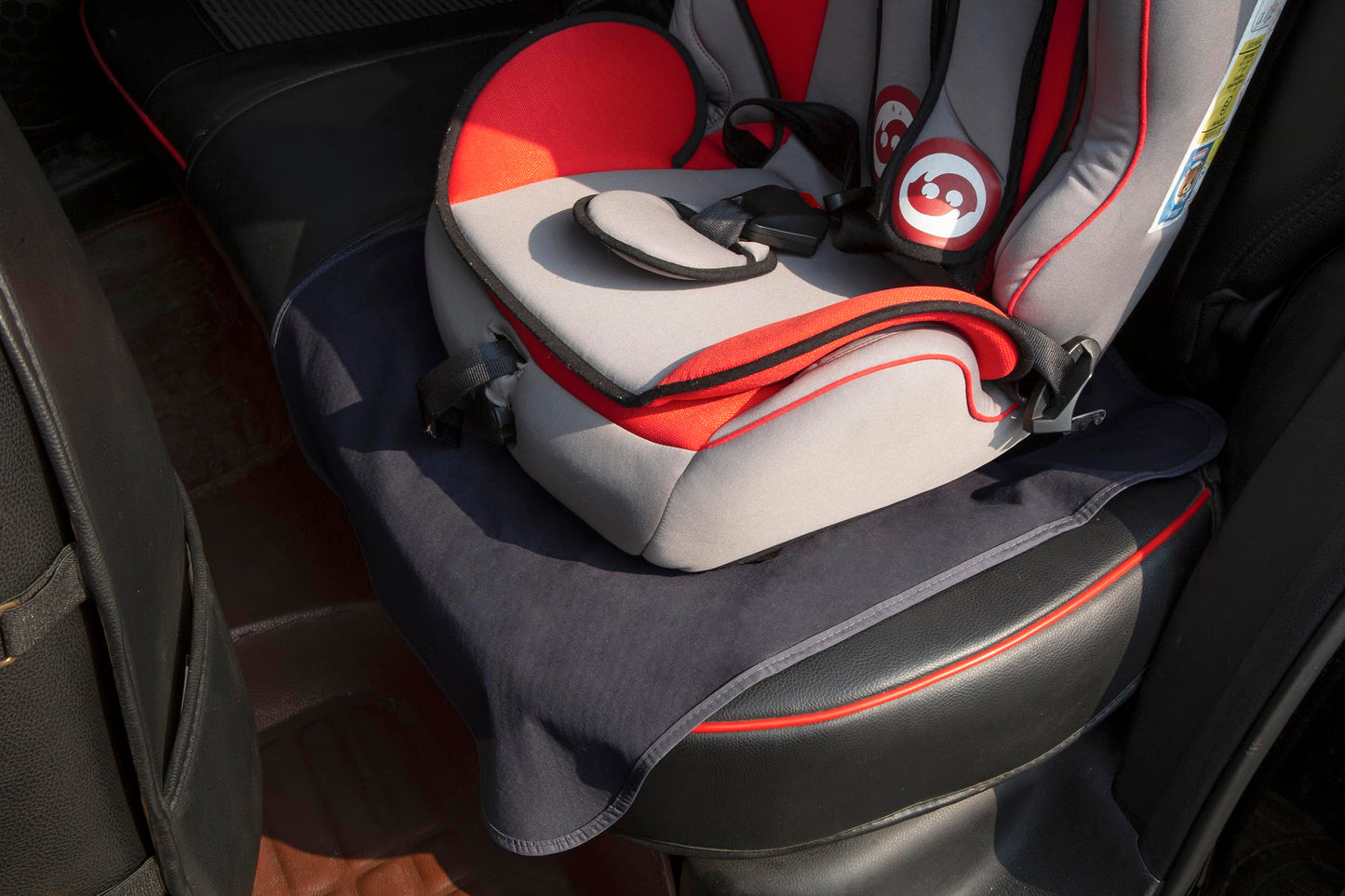 WOMUMON Extra Large Booster Chair Cover, Dining Chair Seat Protector Cover for Booster Seat, Non-Slip Backing, Waterproof, Oil-Proof and Stain-Proof, Easy to Wipe Clean