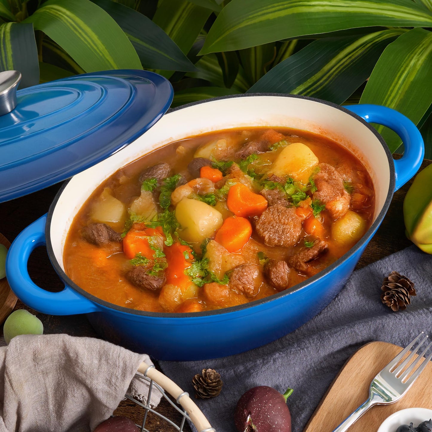 Kerilyn 4.5 Quart Enameled Oval Dutch Oven Pot with Lid and Dual Handles, Cast Iron Dutch Oven for Cooking, Bread Baking, Non-stick Enamel Coated Cookware (Blue)