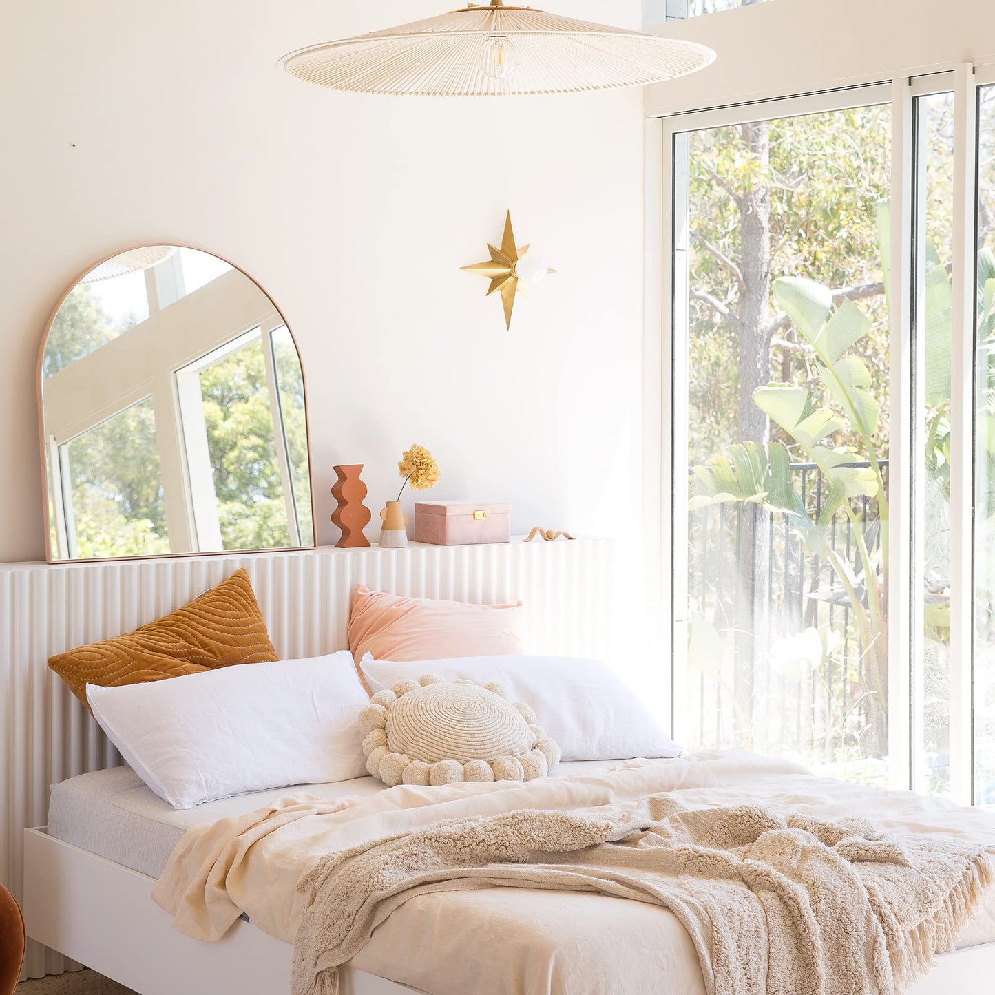 Banilla Bohemian Round Pillow Cover 16 Inch | 100% Cotton Decorative Pillow Hand Tufted with Chunky Textured Poms | Boho Throw Pillow for Bed or Couch | Natural White Throw Pillow Cover