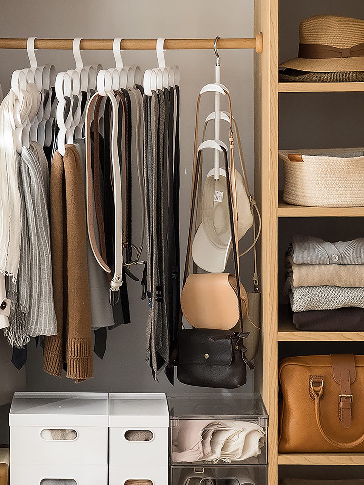 Purse Hanger for Closet - Rotating Handbag Hanging Hook Bag Storage Space Saver with 4 Hooks, Hanging Organizer for Scarf Handbag Belt