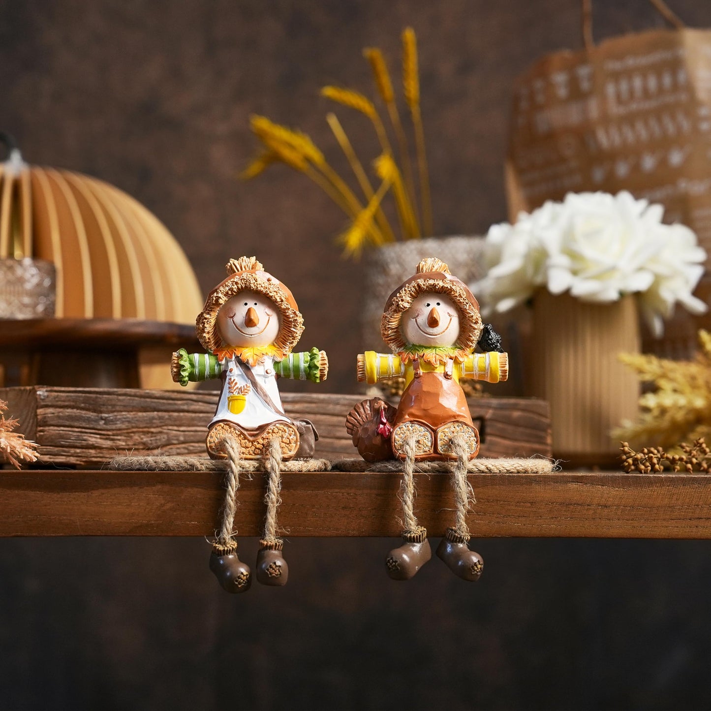 FESTGLOX Scarecrow Fall Decor, 2Pcs Harvest Scarecrow Figurines Indoor Fall Shelf Sitters with Dangling Legs, Resin Small Scarecrow for Autumn Thanksgiving Tabletop, Fireplace, Farmhouse Decor