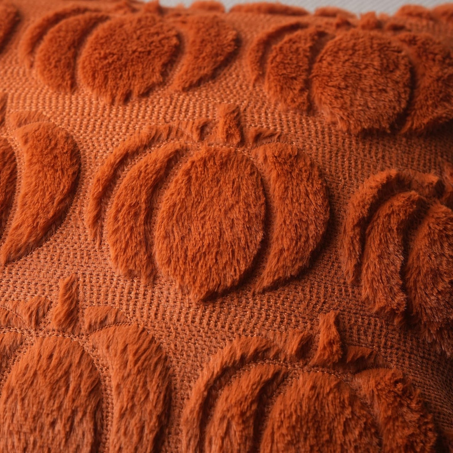GEEORY Fall Pillow Covers 18 x 18 Inch Set of 2, Fall Decorations Pumpkins Soft Plush Fluffy Faux Fur Wool Decorative Autumn Farmhouse Cushion Case for Sofa Rust GC019-18