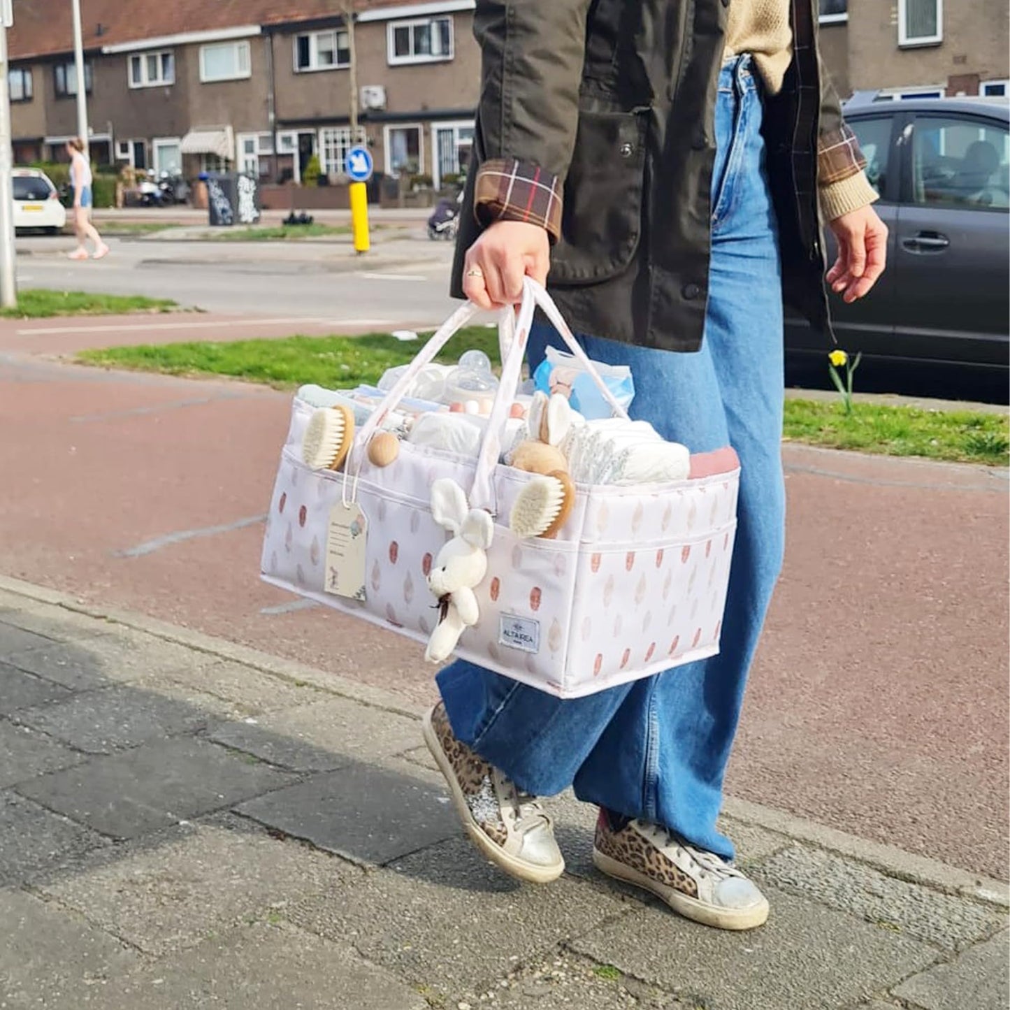 Baby Diaper Caddy Organizer with Plush Toy – Portable Felt Storage Caddy for Nursery, Car, and Changing Table – Baby Organizer Basket, Diaper Organizer, Baby hamper, Baby Shower or Newborn Gift