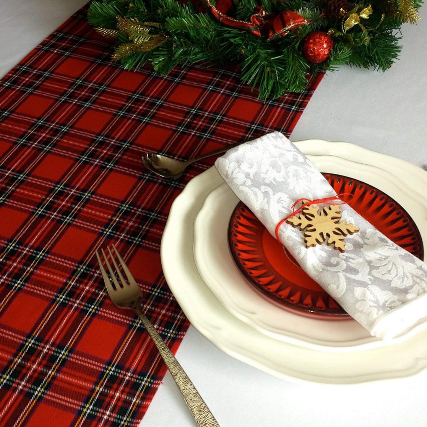 Tartan Plaid Table Runner for Home Kitchen Dinner Party Holiday Christmas Table Decorations - Scottish Christmas Table Runners 72 Inch