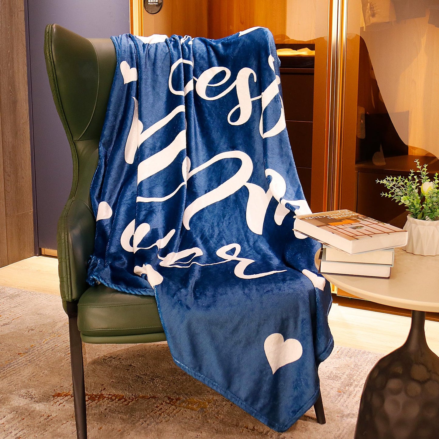 Throw Blankets Gift for Mom from Daughter Son, Best Mom Ever Blanket for Mother's Day, Soft Flannel Throw Blankets for Christmas Valentines Gift 60" x 50"(Blue)