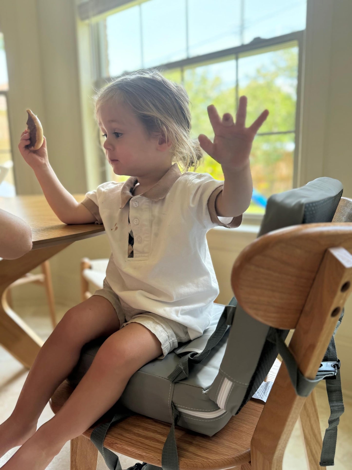 PandaEar Toddler Booster Seat for Dining Table, Portable Increasing Booster Cushion with Backrest & Adjustable Seat Belt for Kids Children, Non-Slip Bottom (Grey)