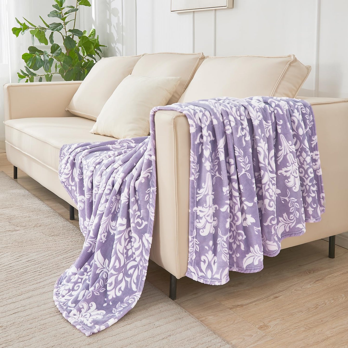 SOCHOW 3D Pattern Decorated Flannel Fleece Throw Blanket for Couch, Super Soft Lightweight Cozy Warm Blanket for Bed, Sofa, Dusty Purple 50 x 60 Inches