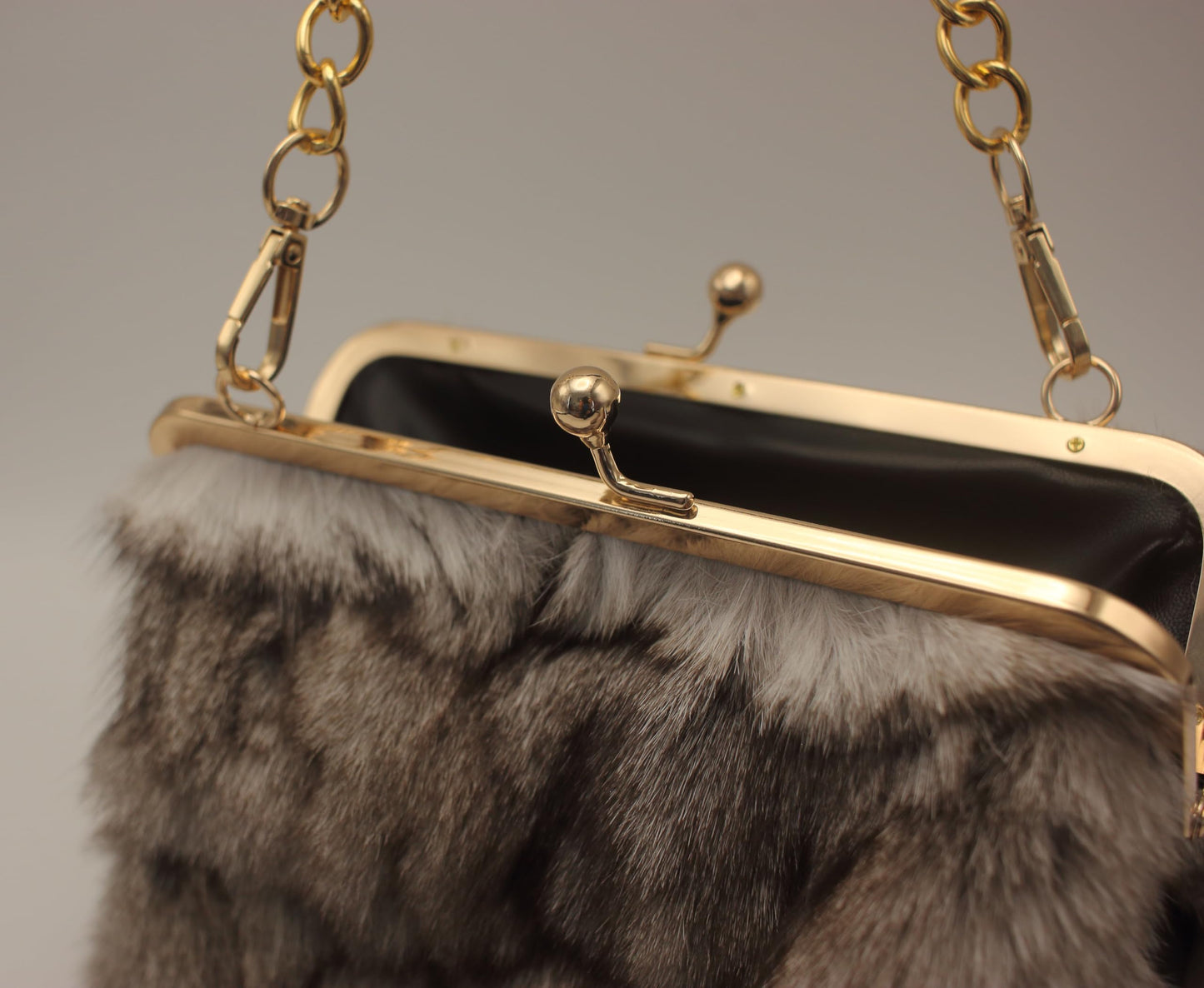 Luxurious Fashion Natural Fox Fur with Hair Handbag for Women and Ladies (White, Small) (Gray)