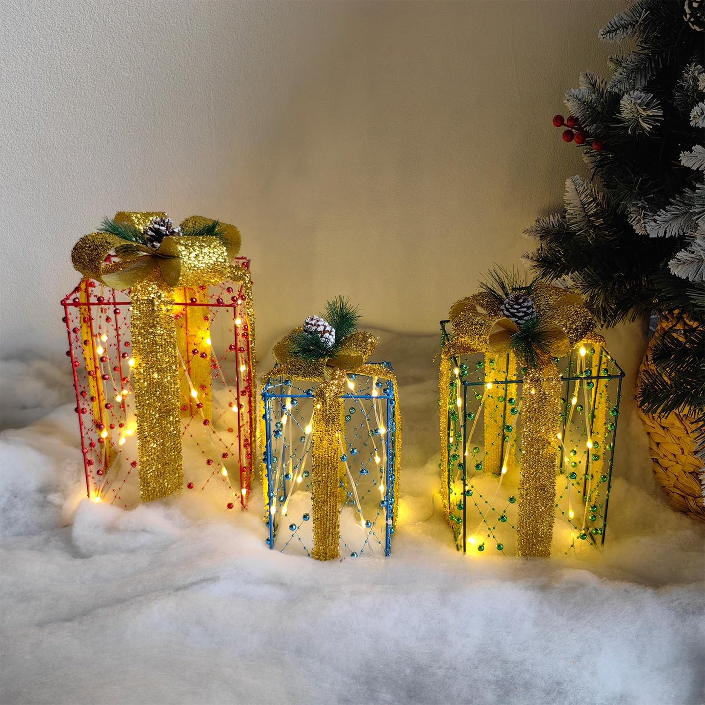 3 Pcs Christmas Lighted Gift Boxes, Pre-lit Xmas Present Boxes with Red Green Blue Beaded Ribbons 60 Warm White LEDs for Home Lawn Indoor Outdoor Christmas Decor