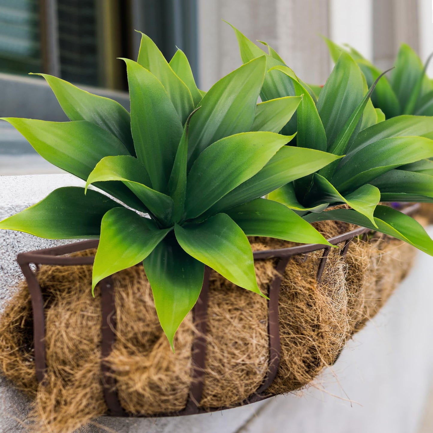 Ttranewsoo Fake Plants Artificial Agave Plants,Large UV Resistant Fake Agave Planters for Indoor and Outdoor Decorating Tropical Plant Succulents Greenery Indoor Decor((2Pack Light Green) 13.8"