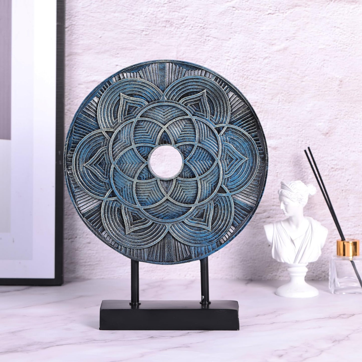 DOVDOV Blue Statue Home Decor, Kitchen Table Centerpiece, Blue Shelf Decorative Sculpture. Suitable for Cabinet, Console, Living Room, Coffee Table, Dining Table Centerpiece, Entrance Decor.