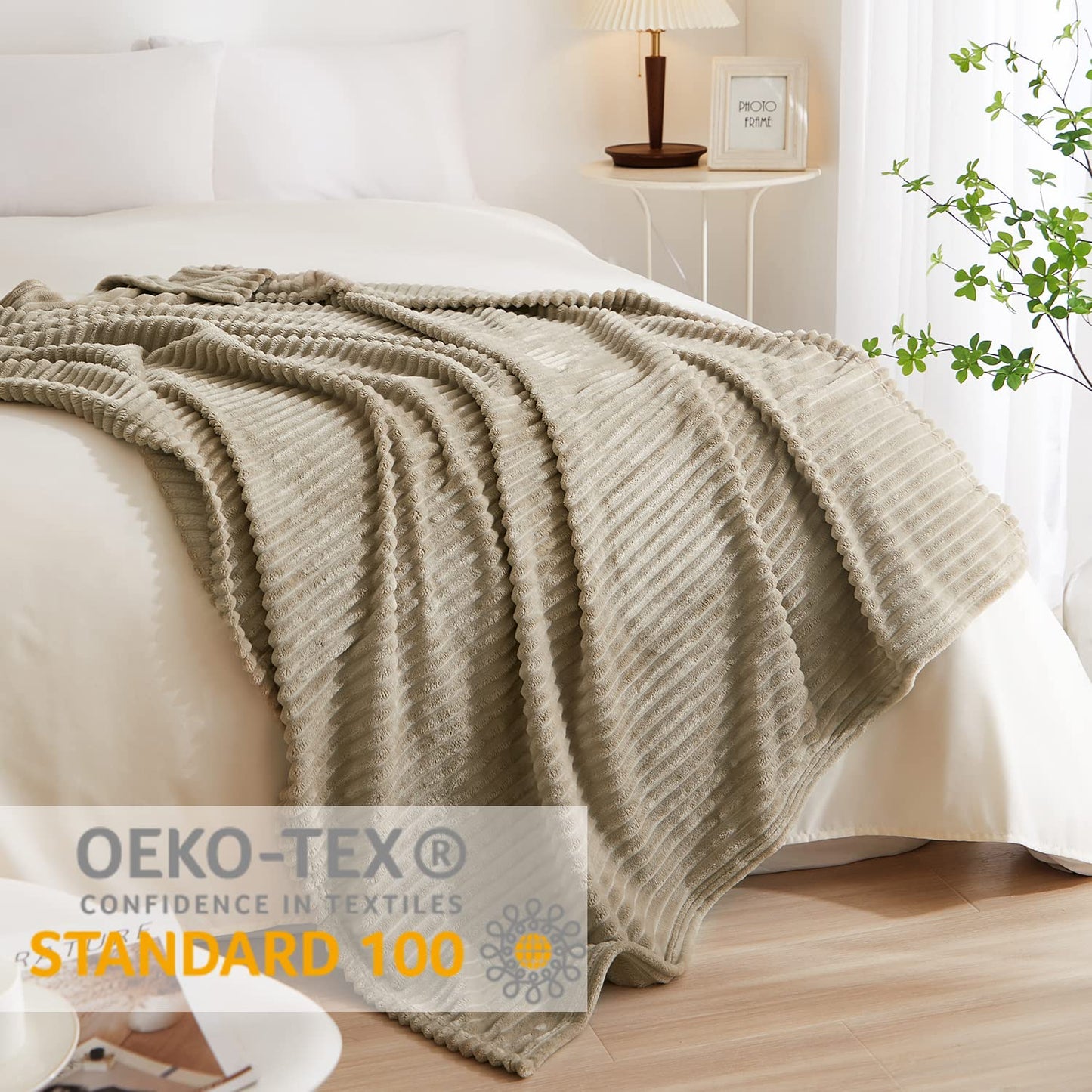 Geniospin Fleece Blanket Queen Size – 280GSM Super Soft Lightweight Bed Blanket with Strip, 3D Ribbed Jacquard, Plush Fuzzy Cozy Microfiber, Warm and Breathable (Taupe, 90x90 inches)