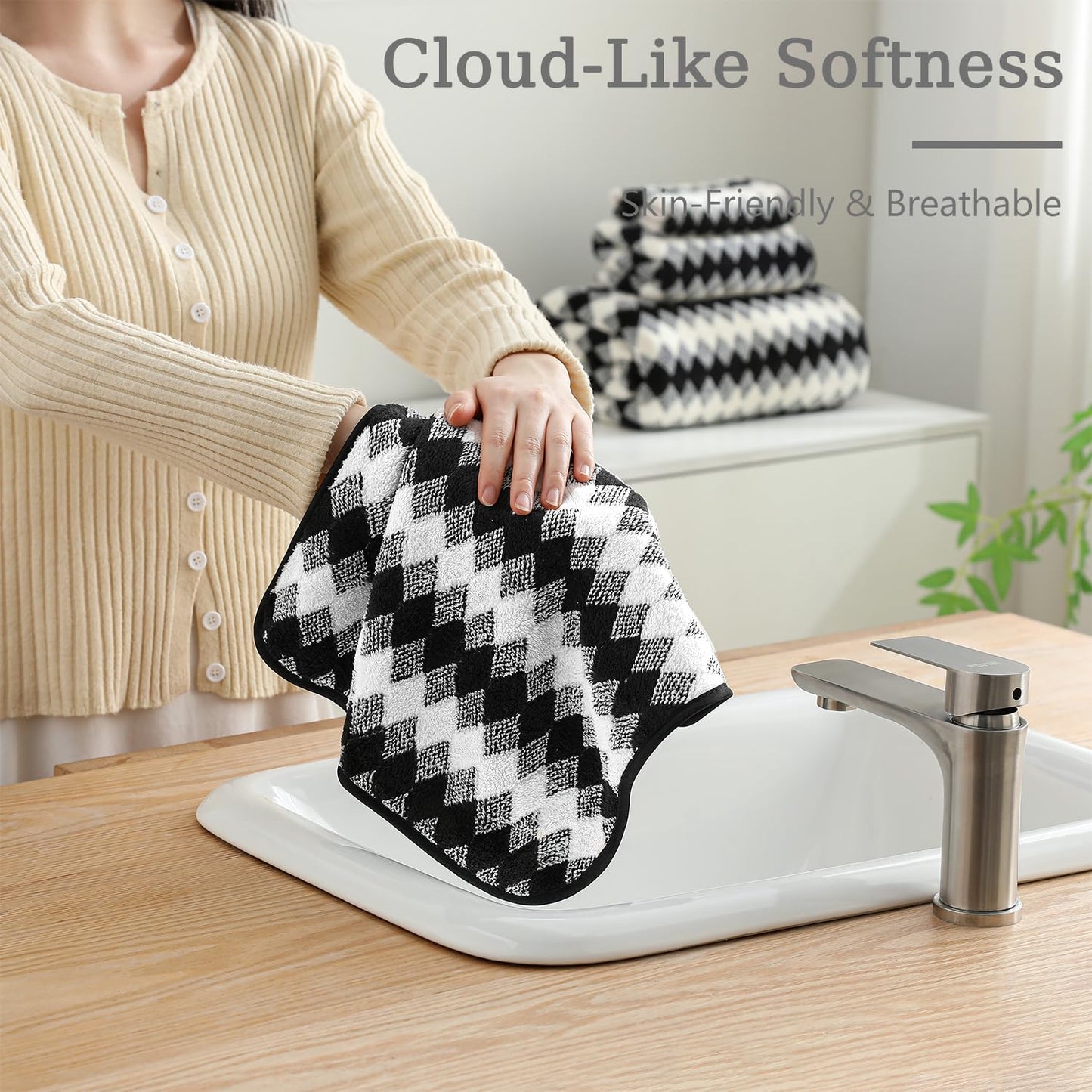 4 Piece Bath Towel Black Oversized Bath Sheet 35"x70" Bathroom Towel Extra Large Bath Towel Set Soft Highly Absorbent & Quick Dry Premium Towel Set for Bathroom 600GSM Shower Towel Spa Gym Hotel