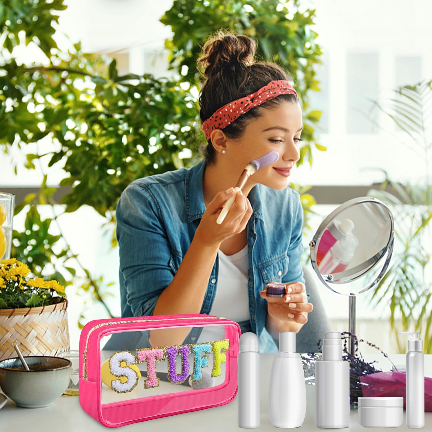 Moncinday Preppy Patch STUFF Makeup Bag Chenille Letter Cosmetic Bag for Women, Transparent PVC Zipper Patch Bags Organizer Waterproof Portable Travel Makeup Bag for Women Girls Teens (Pink)