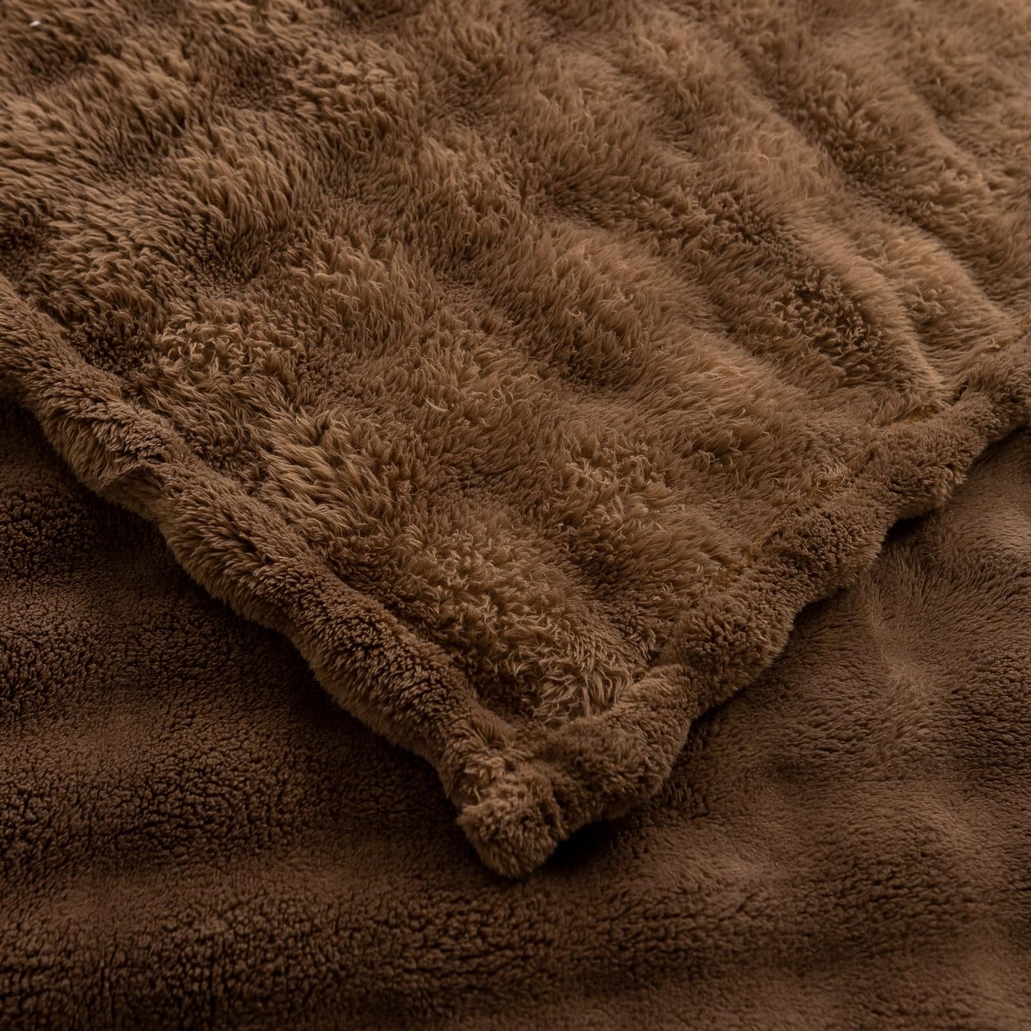 YUSOKI Faux Fur Throw Blanket with 3D Bubbles Super Soft Fuzzy Cozy Thick Blanket for Couch Chair Sofa Gift Home Décor(Brown,50 * 60inches)