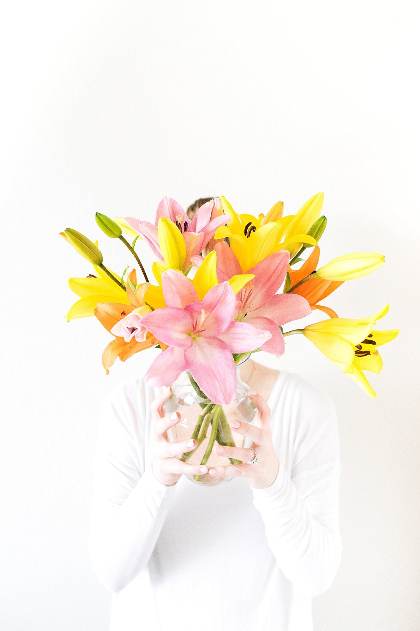 From You Flowers - Stunning Lily Bouquet with Glass Vase (Fresh Flower Bouquets) Birthday, Anniversary, Get Well, Congratulations, Thank You, All Occasions