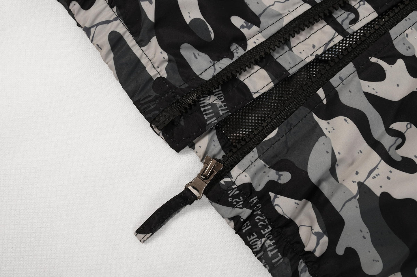 SUNDAY ROSE Boys Rain Jacket Lightweight Breathable Raincoat Waterproof Hooded Windbreaker For Kids Black and gray camouflage 8