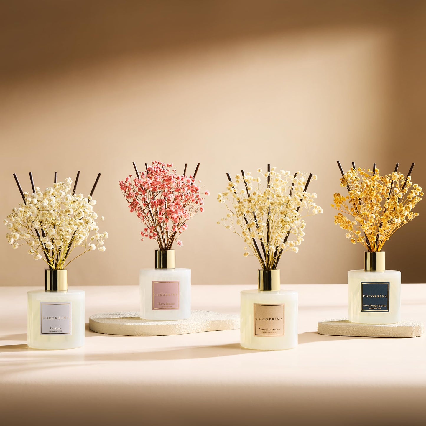 COCORRÍNA Reed Diffuser - Sweet Orange & Cedar 6.7 Fl.oz Reed Diffuser Set with Sticks & Preserved Baby's Breath, Reed Diffuser for Home Bathroom Shelf Decor