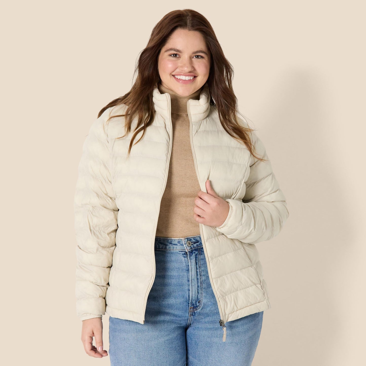 Amazon Essentials Women's Lightweight Long-Sleeve Water-Resistant Packable Puffer Jacket (Available in Plus Size), Stone, Large