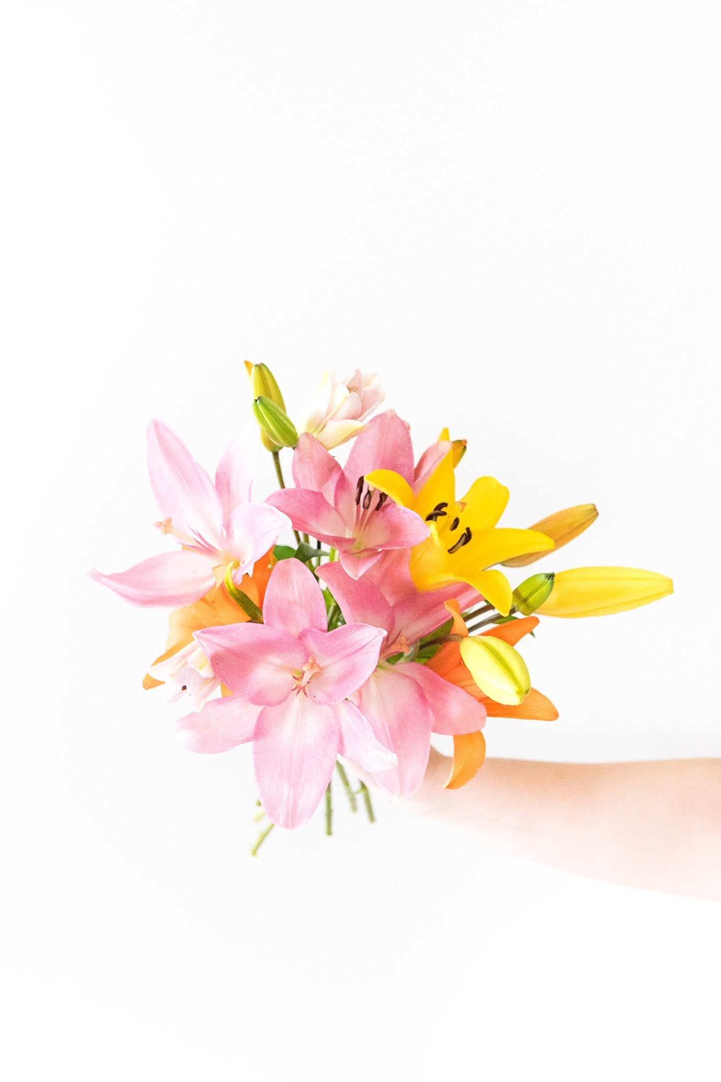 From You Flowers - Stunning Lily Bouquet with Glass Vase (Fresh Flower Bouquets) Birthday, Anniversary, Get Well, Congratulations, Thank You, All Occasions