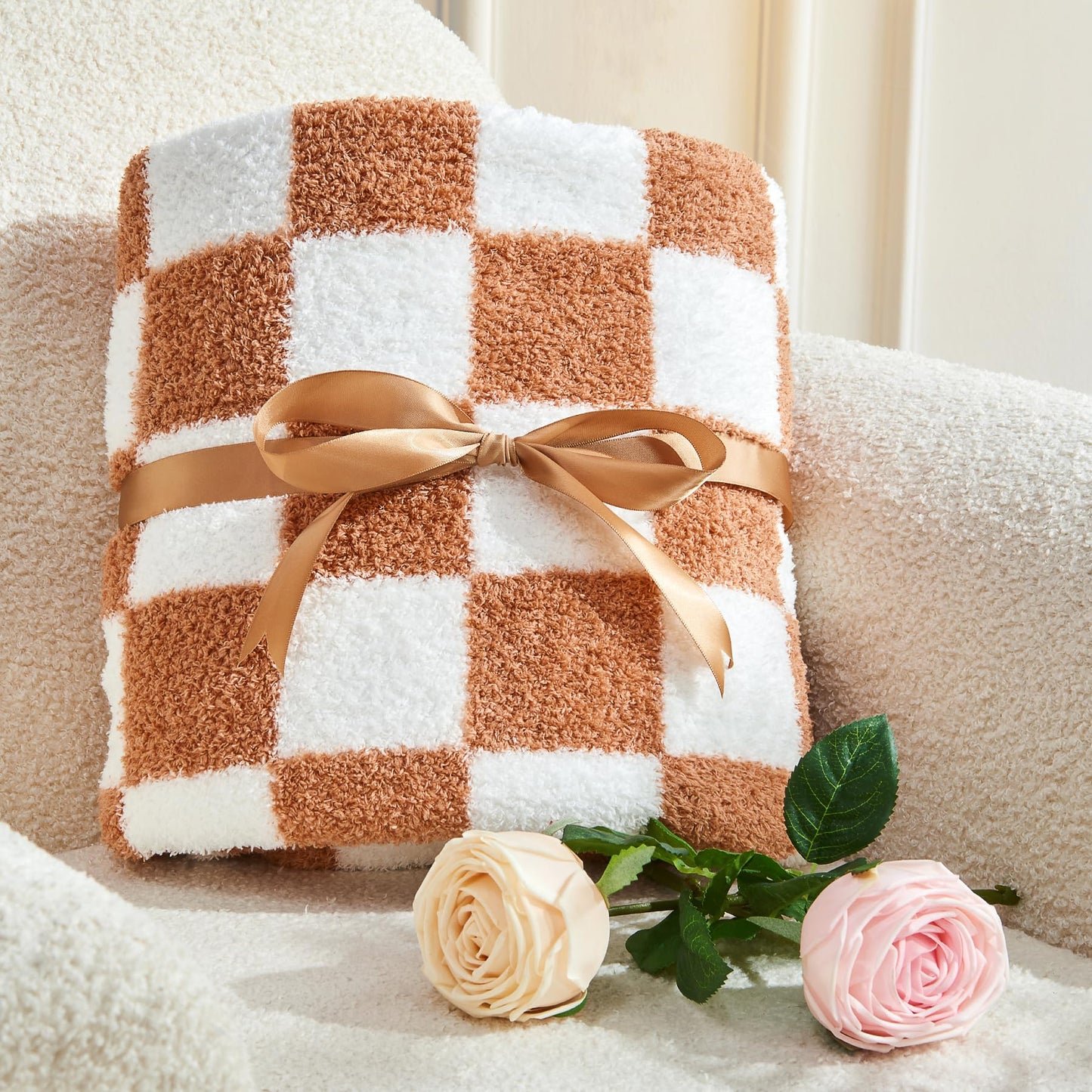 BEDELITE Checkered Blanket - Reversible Soft Cozy Fuzzy Blanket, 350GSM Warm Fluffy Throw Blanket for Couch, Bed, Travel (Khaki, 50" x 60")