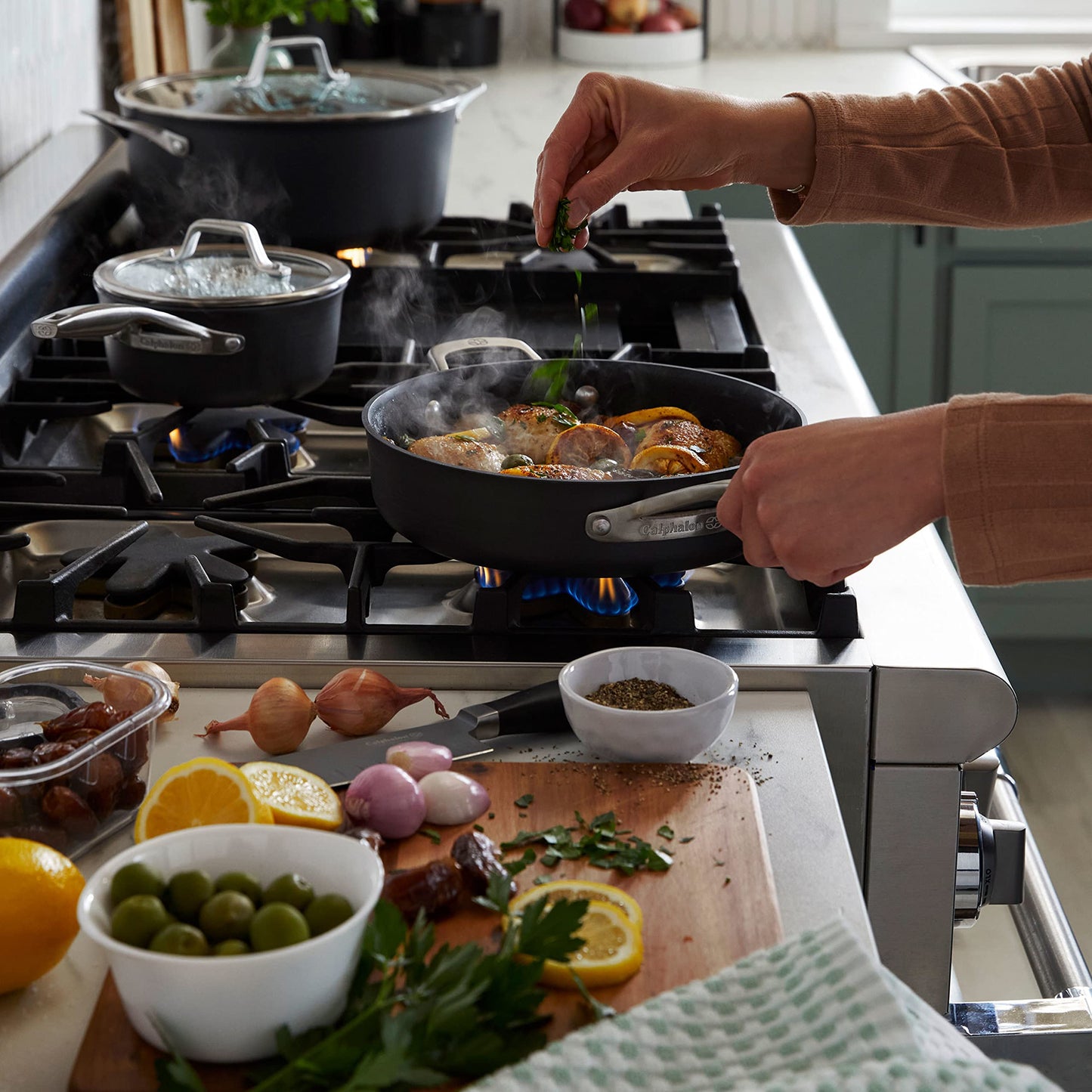 Calphalon Premier Hard-Anodized Nonstick Cookware 11-Piece Pots and Pans Set Dishwasher and Oven Safe with MineralShield Nonstick Technology Durable and Versatile Kitchen Cookware