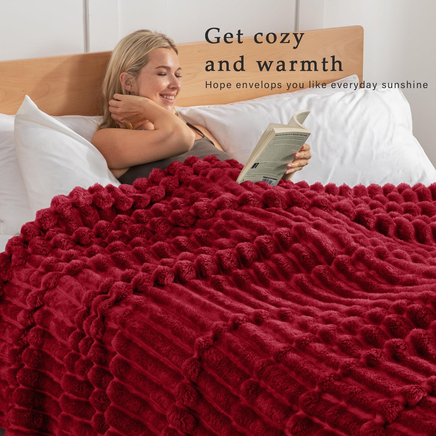 Exclusivo Mezcla Fleece Throw Blanket for Couch, Super Soft Striped Jacquard Bed Blanket, Lightweight Fuzzy Cozy for All Seasons, 50x60 Inches, Deep Red