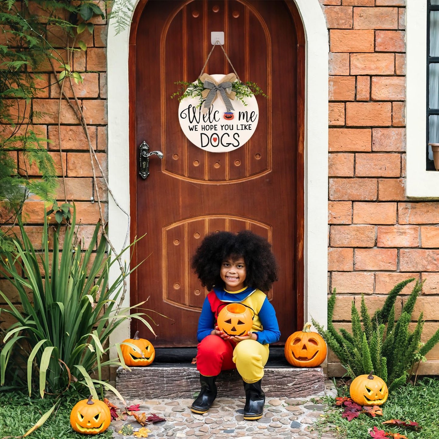 Interchangeable Welcome Wreath Sign for Front Porch Decor -Farmhouse Round Wood Wreaths Wall Hanging We Hope You Like Dogs Signs, Housewarming Gifts for All Seasons Halloween Christmas Home Decoration