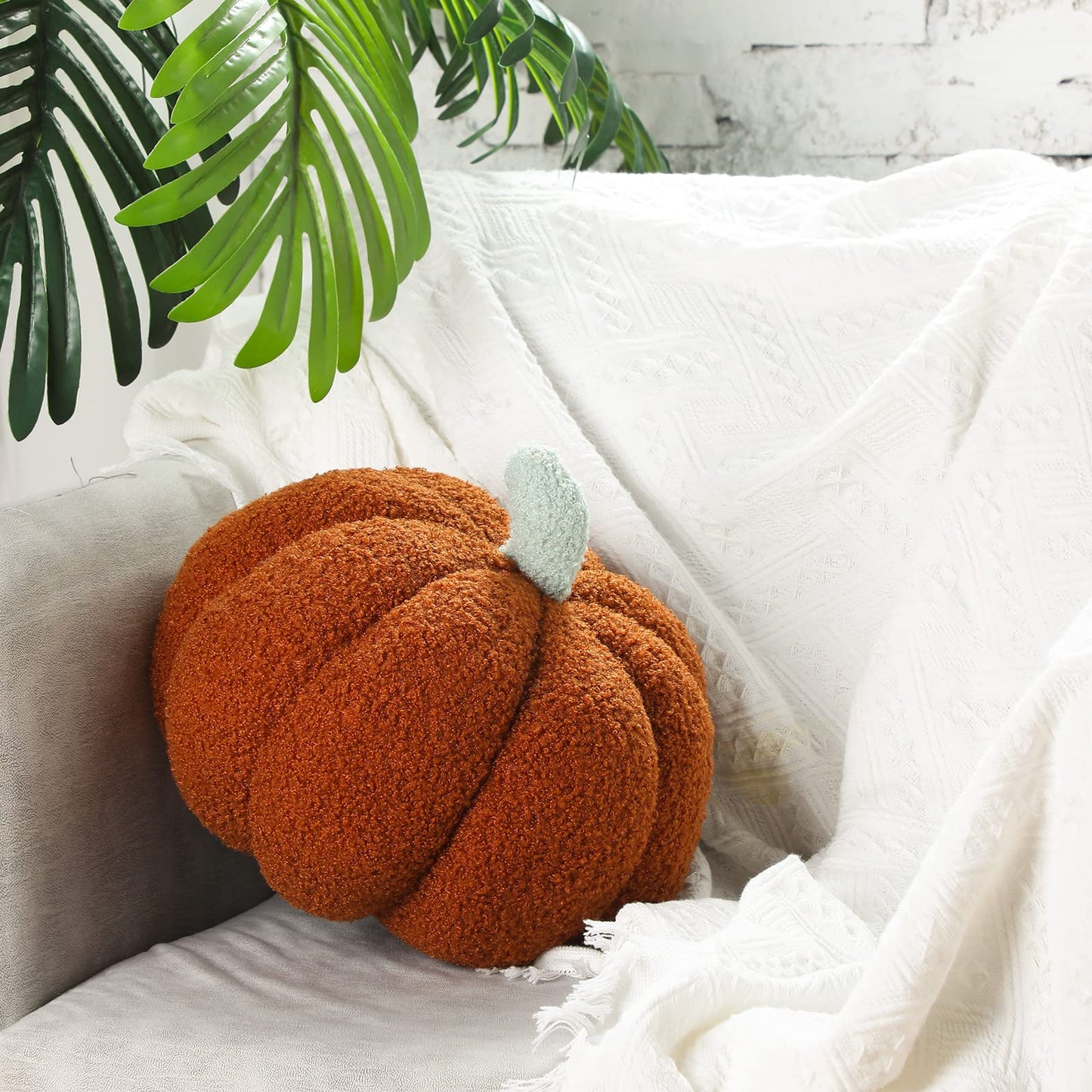 2 Pieces Simulated Pumpkin Pillow Plush Pillow 3D Pumpkin Shaped Pillow Cozy Fall Decorations Stuffed Throw Pillows for Thanksgiving Christmas Halloween Bedroom Sofa Couch Supplies (White, Brown)
