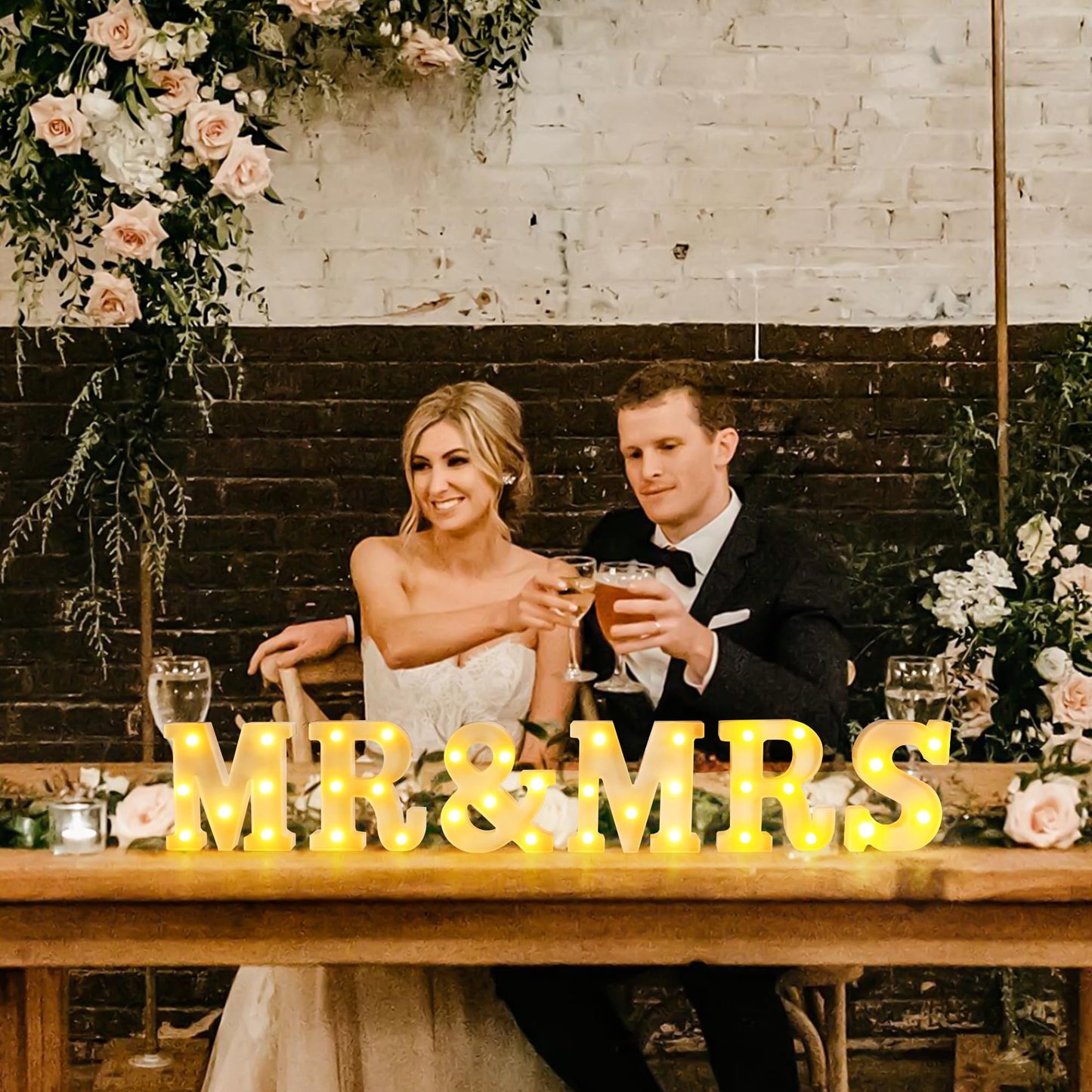 JUSTOTRY 6Pcs Mr & Mrs LED Light Up Letters, Shiny Freestanding Mr and Mrs Sign Lights for Marriage Anniversary Celebration Engagement Banquet Wedding Table Decoration (Warm White)