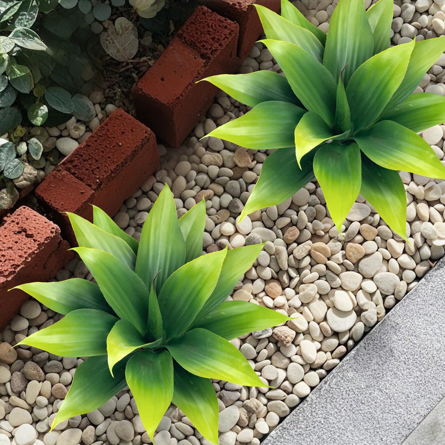 Ttranewsoo Fake Plants Artificial Agave Plants,Large UV Resistant Fake Agave Planters for Indoor and Outdoor Decorating Tropical Plant Succulents Greenery Indoor Decor((2Pack Light Green) 13.8"