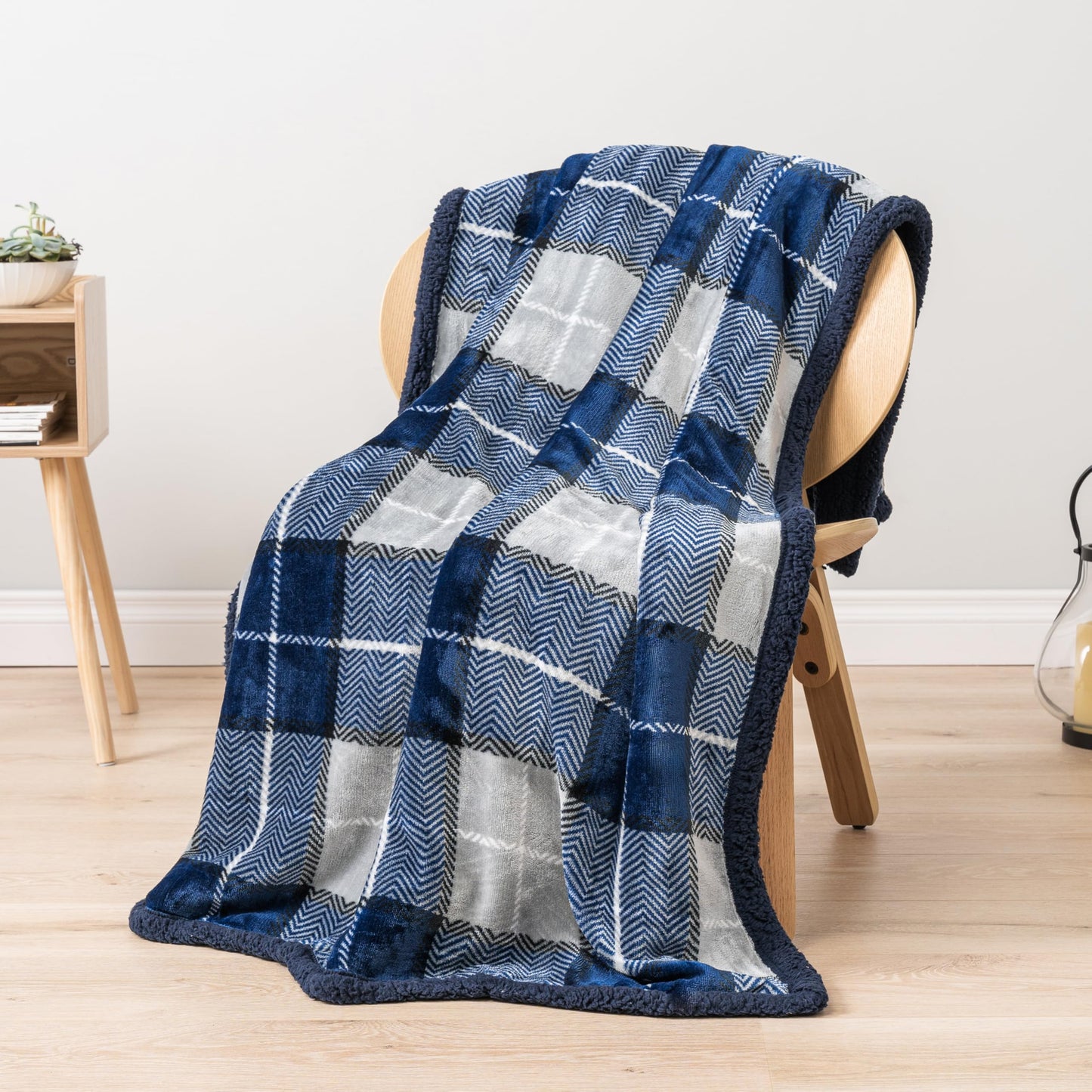 Pavilia Blue Navy Plaid Sherpa Throw Blanket for Couch, Plush Flannel Fleece, Soft Fuzzy Cabin for Sofa Bed, Warm Cozy Winter Gift, 50x60