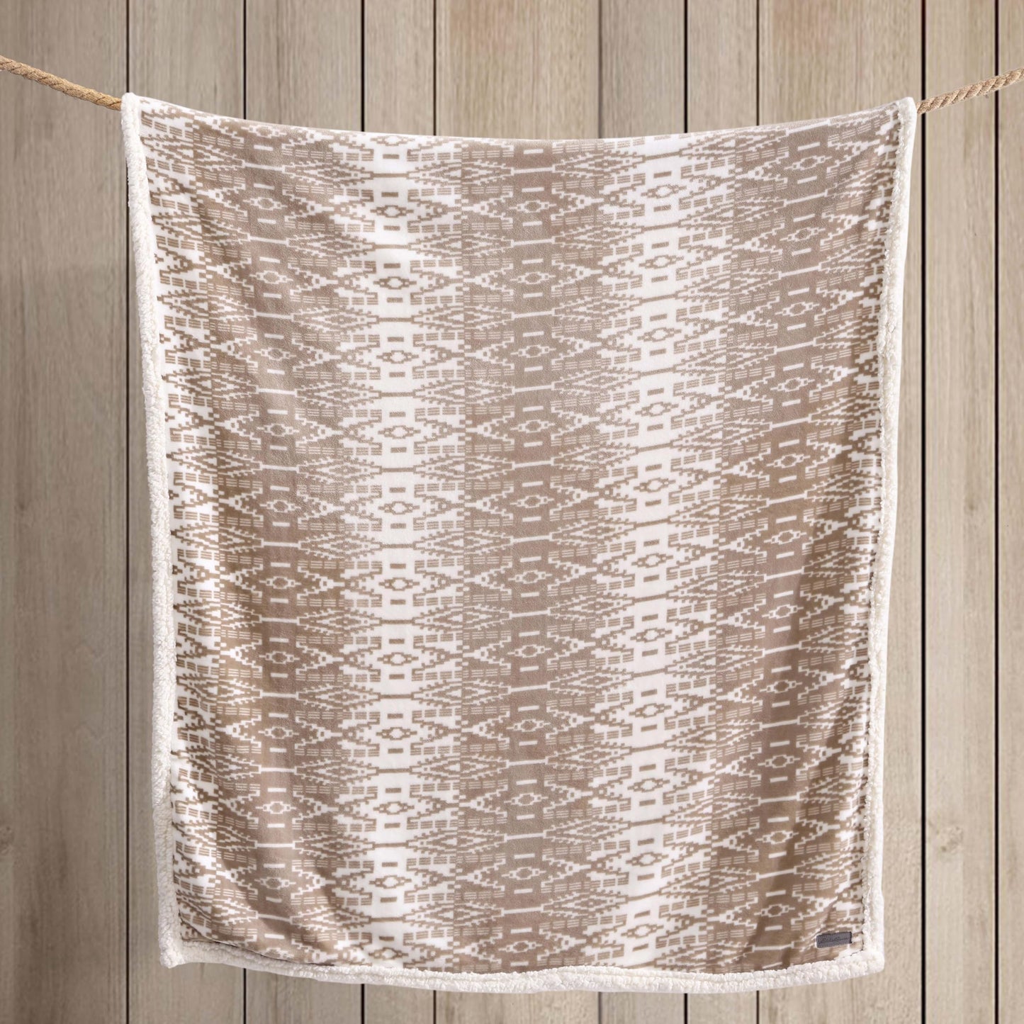 Eddie Bauer - Throw Blanket, Reversible Sherpa Fleece Bedding, Home Decor for All Seasons (San Juan Oyster, Throw)