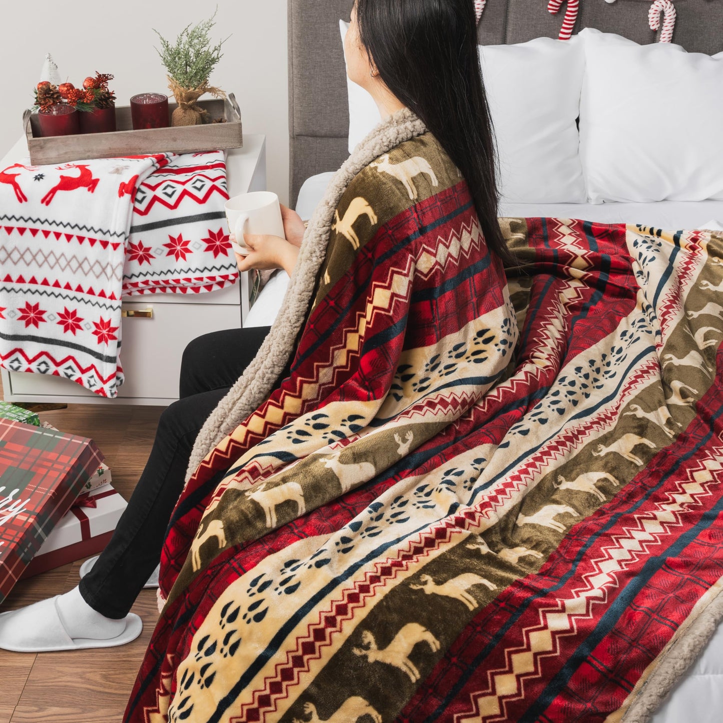 PAVILIA Premium Christmas Blanket Sherpa Fleece Throw| Plush Christmas Decoration, Reindeer, Cozy Reversible Winter Holiday Cabin Blanket for Sofa Couch 50x60