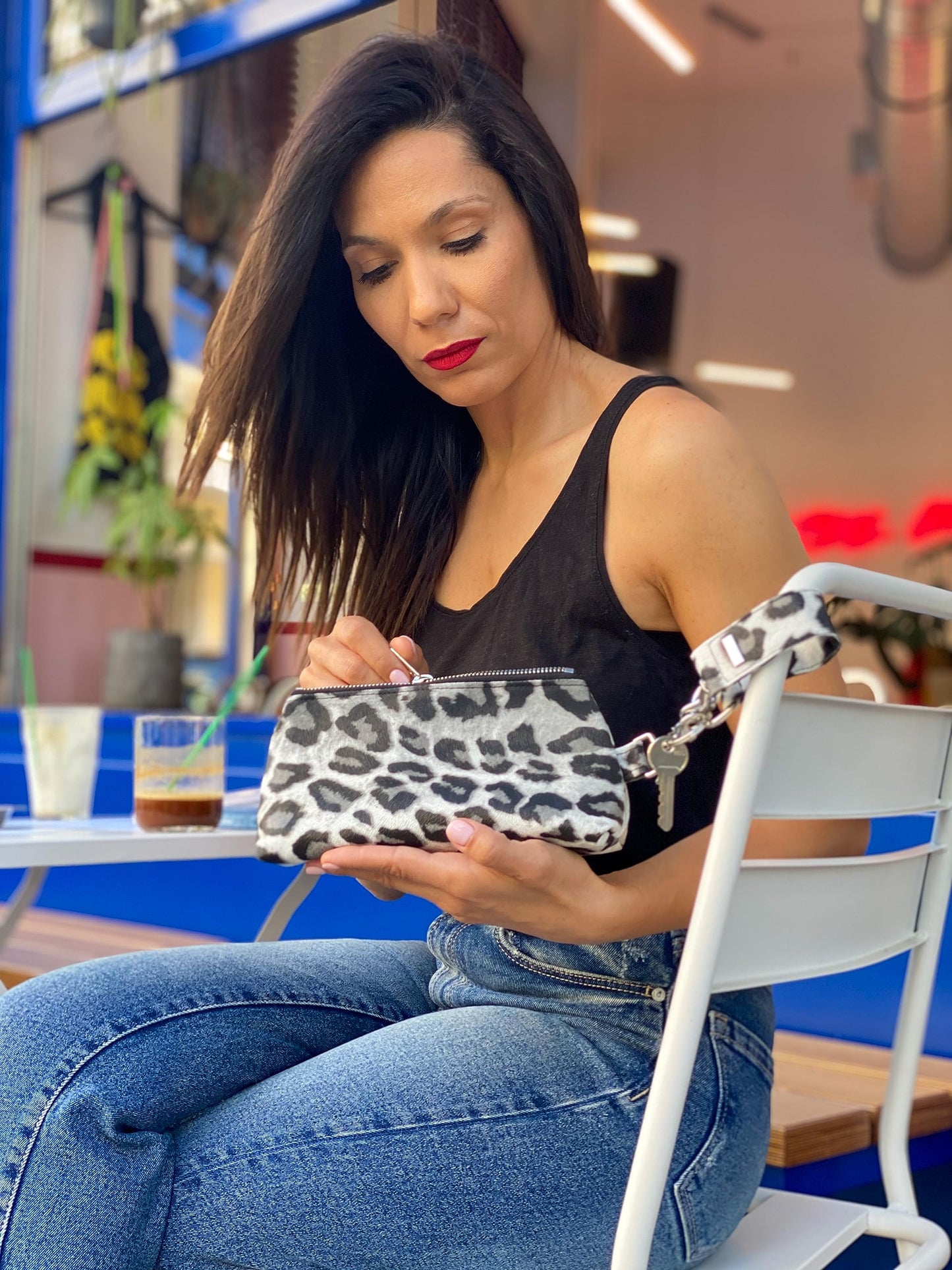 KEYPER 2-Piece Luxe Wristlet Set (IT Bag and a Key Ring Bracelet) PU Vegan Leather Classic Clutch Purse (Snow Leopard Gold)