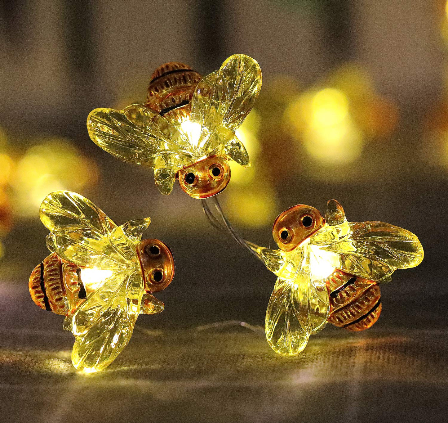 WSgift Honeybee Decorative String Lights, 18.7 Ft 40 LED USB Plug-in Copper Wire Bee Fairy Lights for Various Decoration Projects (Warm White, Remote Control with Timer)
