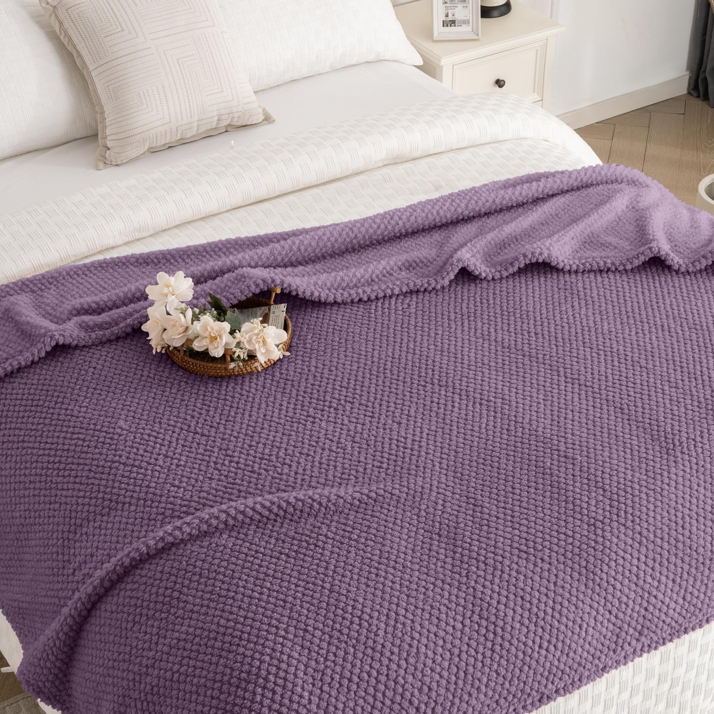 Purple 300GSM Fleece Throw Blanket for Couch Sofa Bed, 50x70 Soft Cozy Flannel Blankets, Lightweight Fuzzy Fluffy Throws for Women